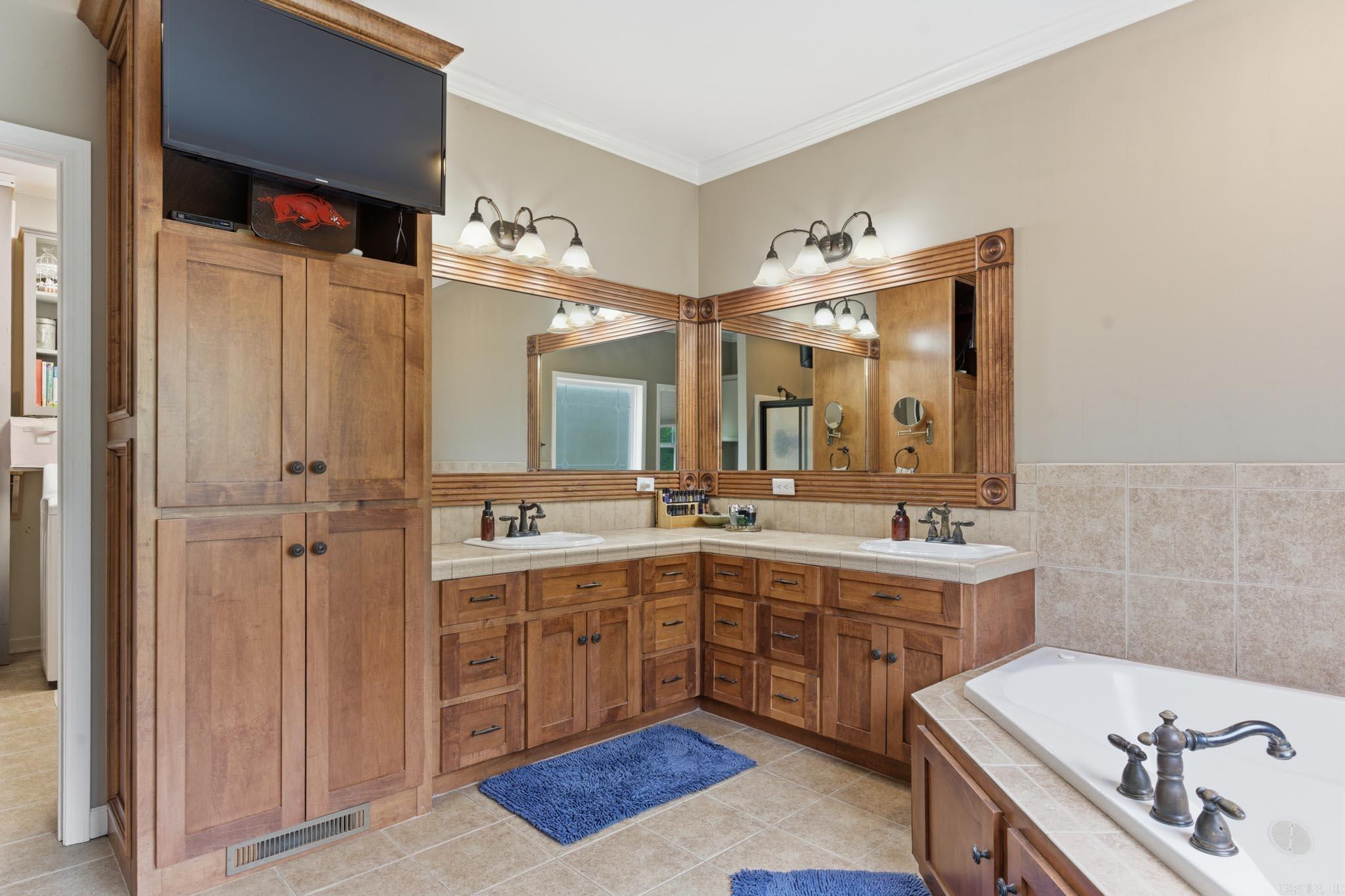 BERRY MOUNTAIN ESTATES - Residential