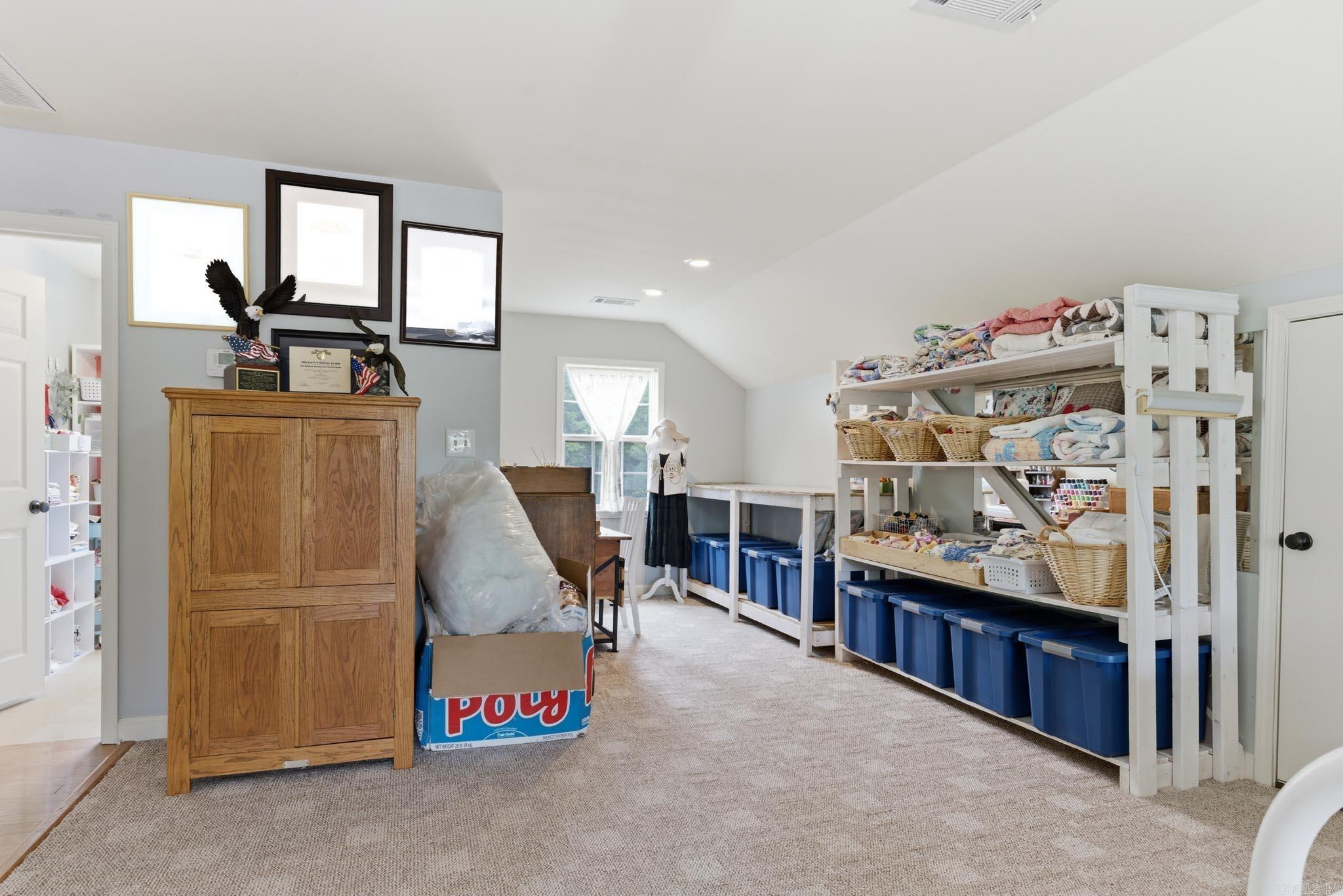 BERRY MOUNTAIN ESTATES - Residential