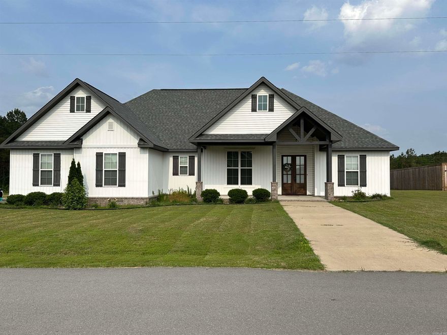 Great location in friendly neighborhood for a family*great curb appeal*Coner Lot*large entrance foyer*quality windows for natural light throughout*side loading 24x24 garage*9x10 master closet has private make-up area and also adjoins the biggest laundry room around*4x6 custom tiled shower*9' & 10' ceilings throughout*kitchen has breakfast bar, butler's pantry for serving, wall oven, glass top range & walk-in pantry*fireplace*generator ready*Marathon water heater*engineered hardwoods*arched doorways*20x17 front porch & 17x10 back porch*