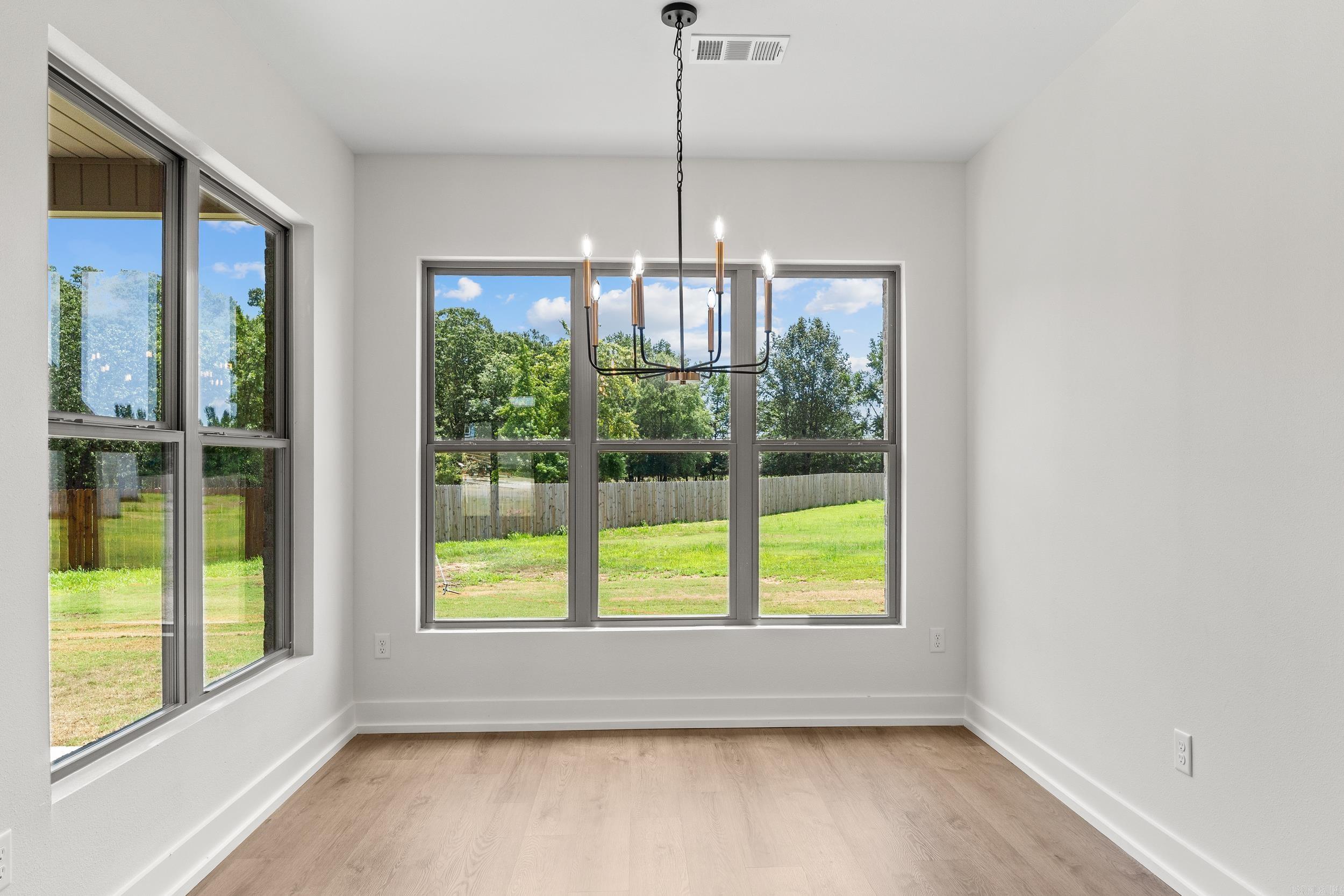 EAST MEADOW - Residential