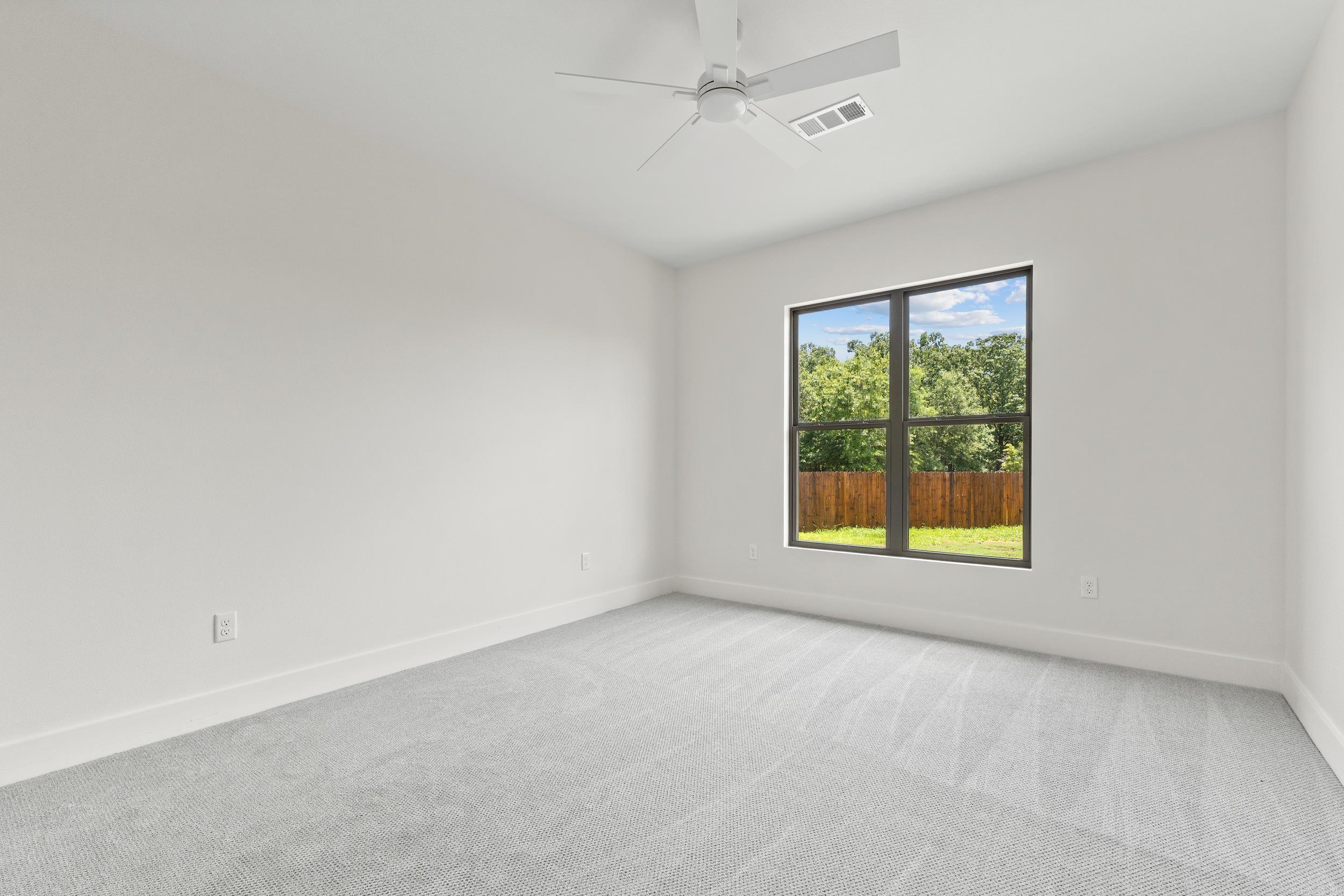 EAST MEADOW - Residential