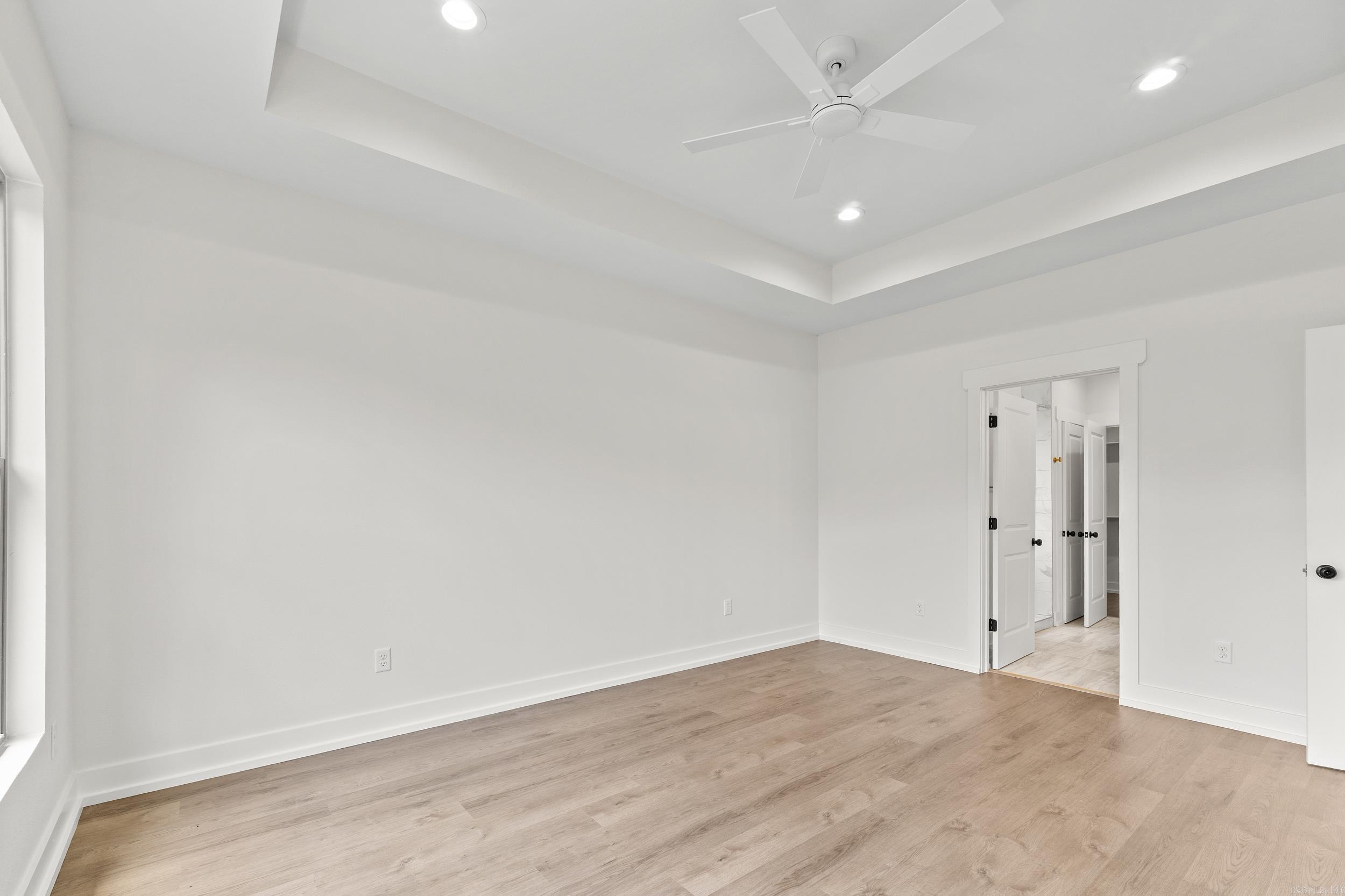 EAST MEADOW - Residential