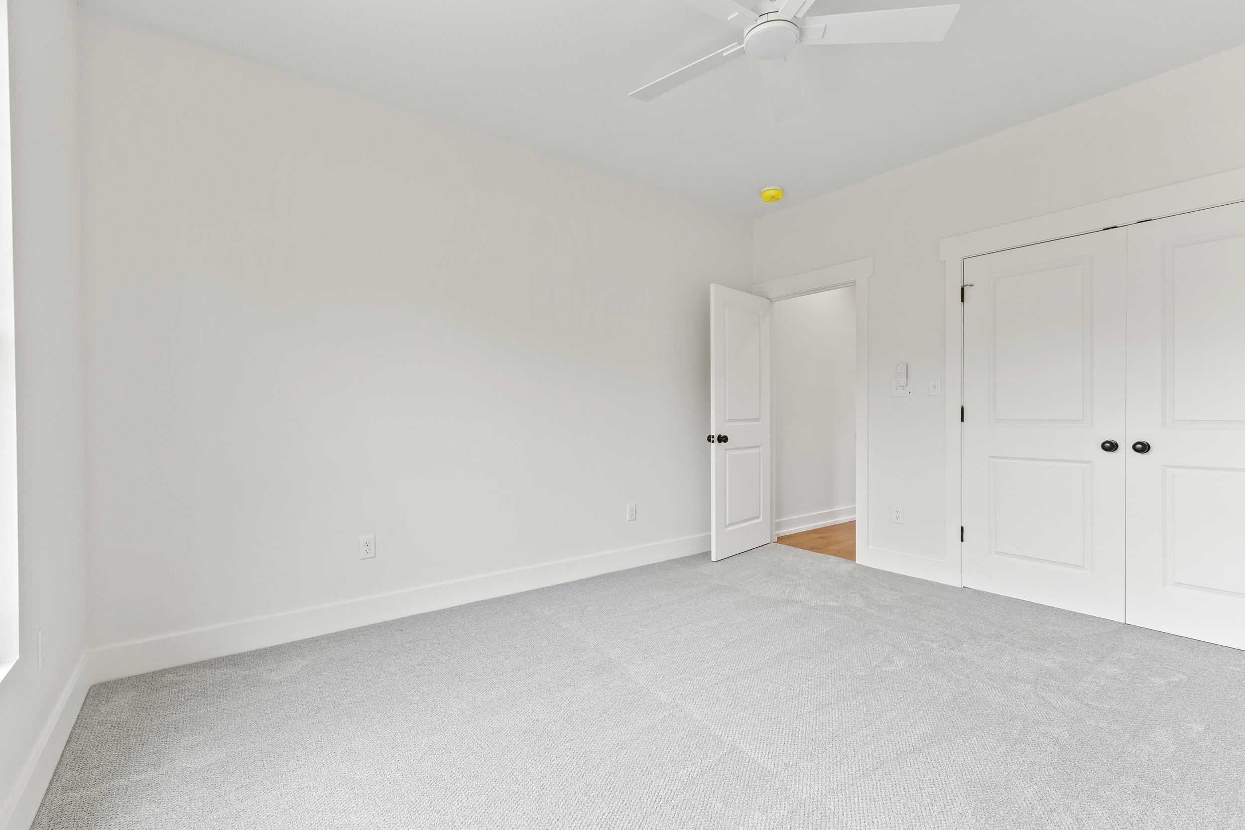 EAST MEADOW - Residential