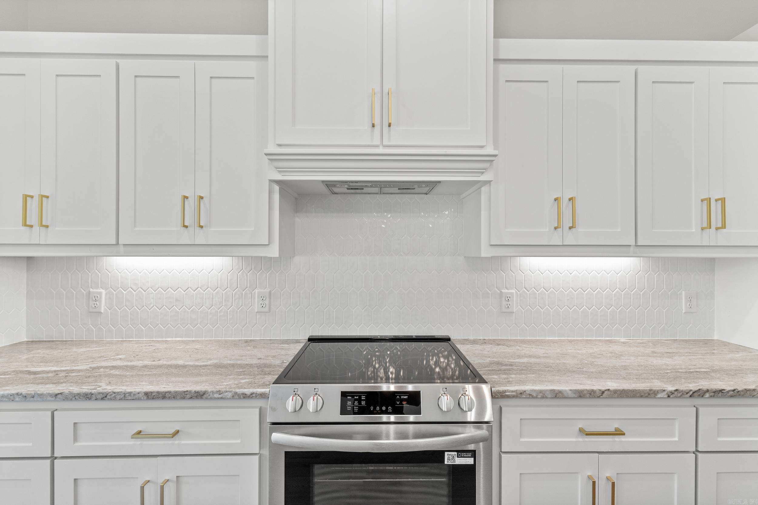 EAST MEADOW - Residential