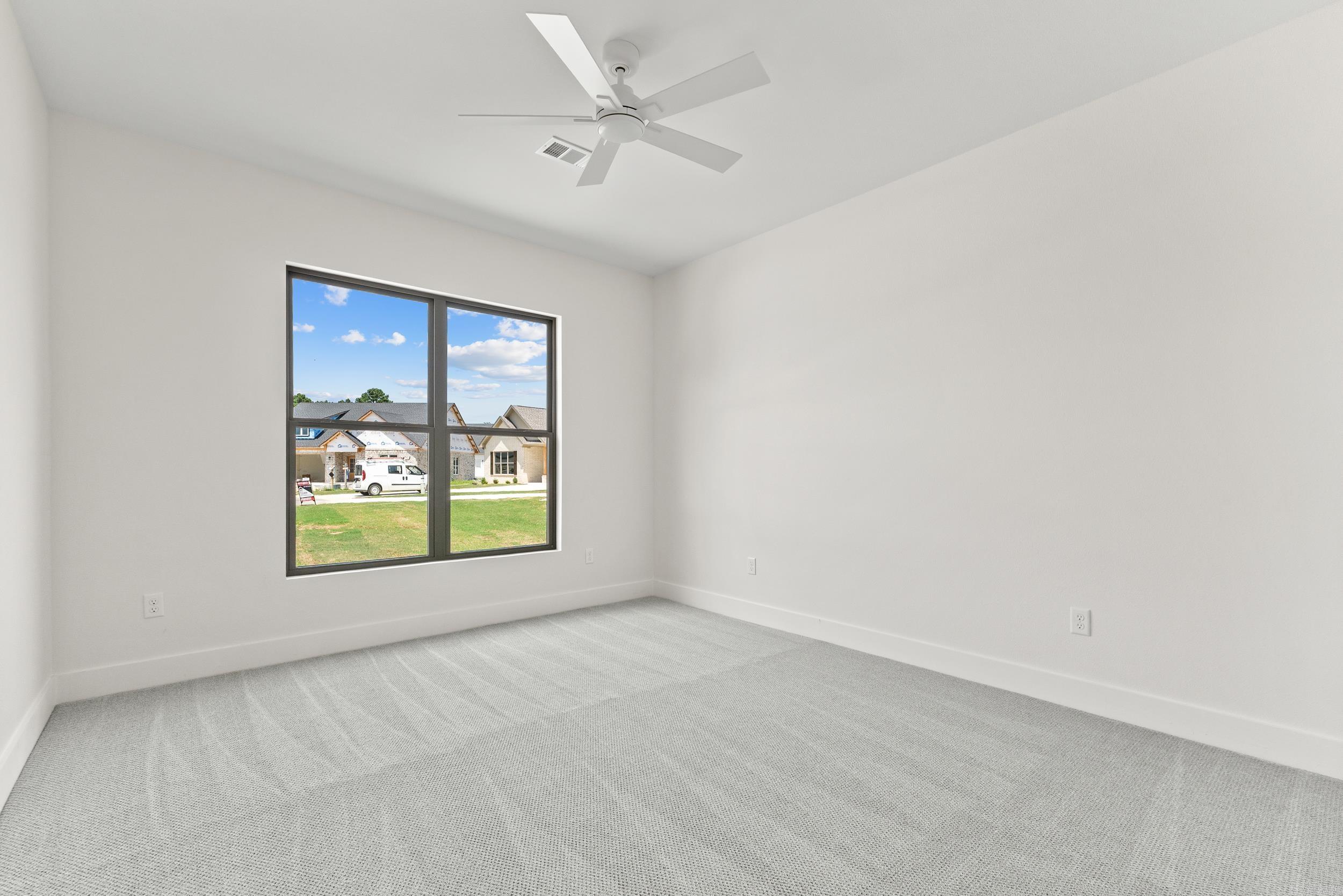 EAST MEADOW - Residential