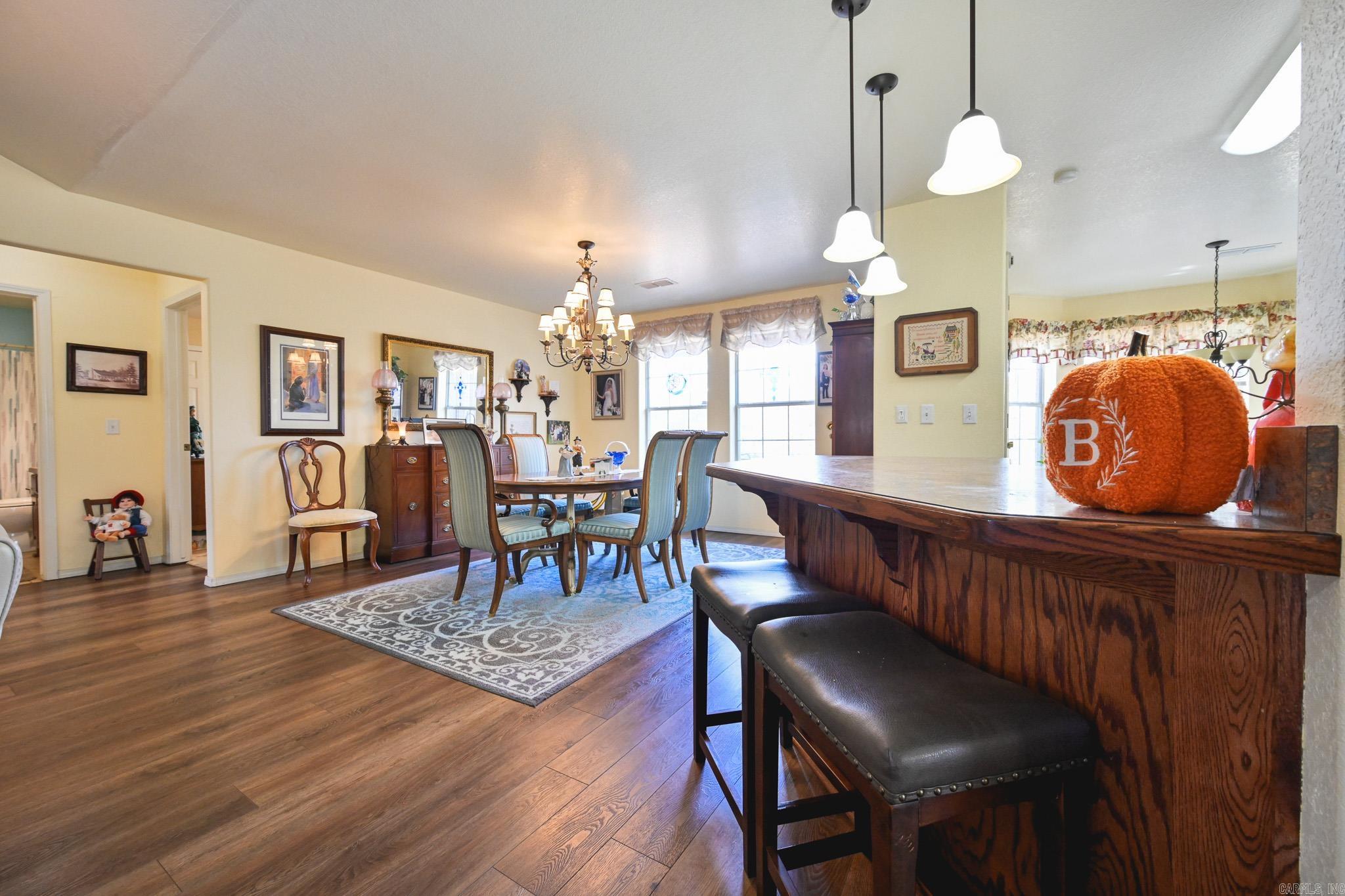 VALLEY RANCH - Residential