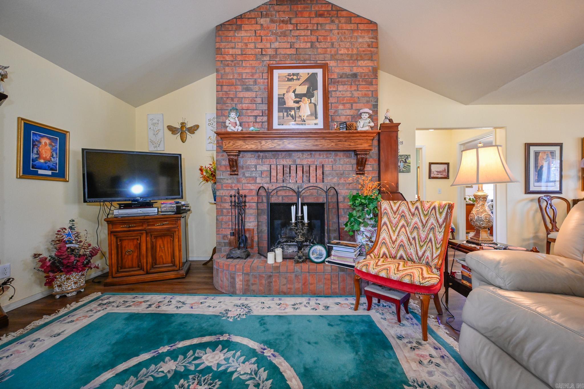 VALLEY RANCH - Residential