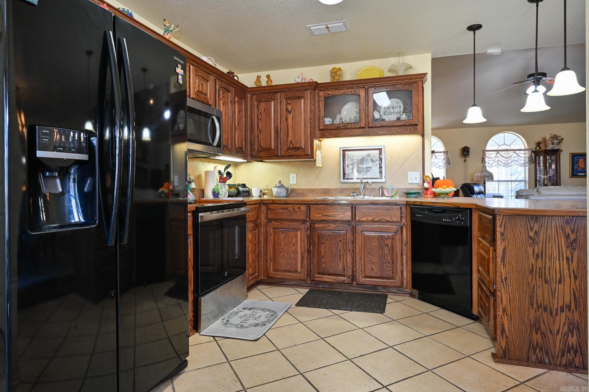 VALLEY RANCH - Residential