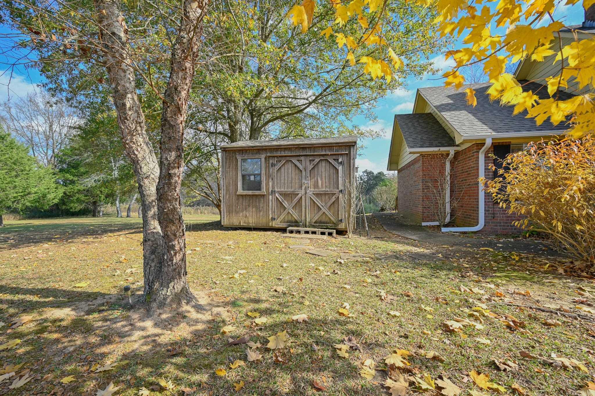 VALLEY RANCH - Residential