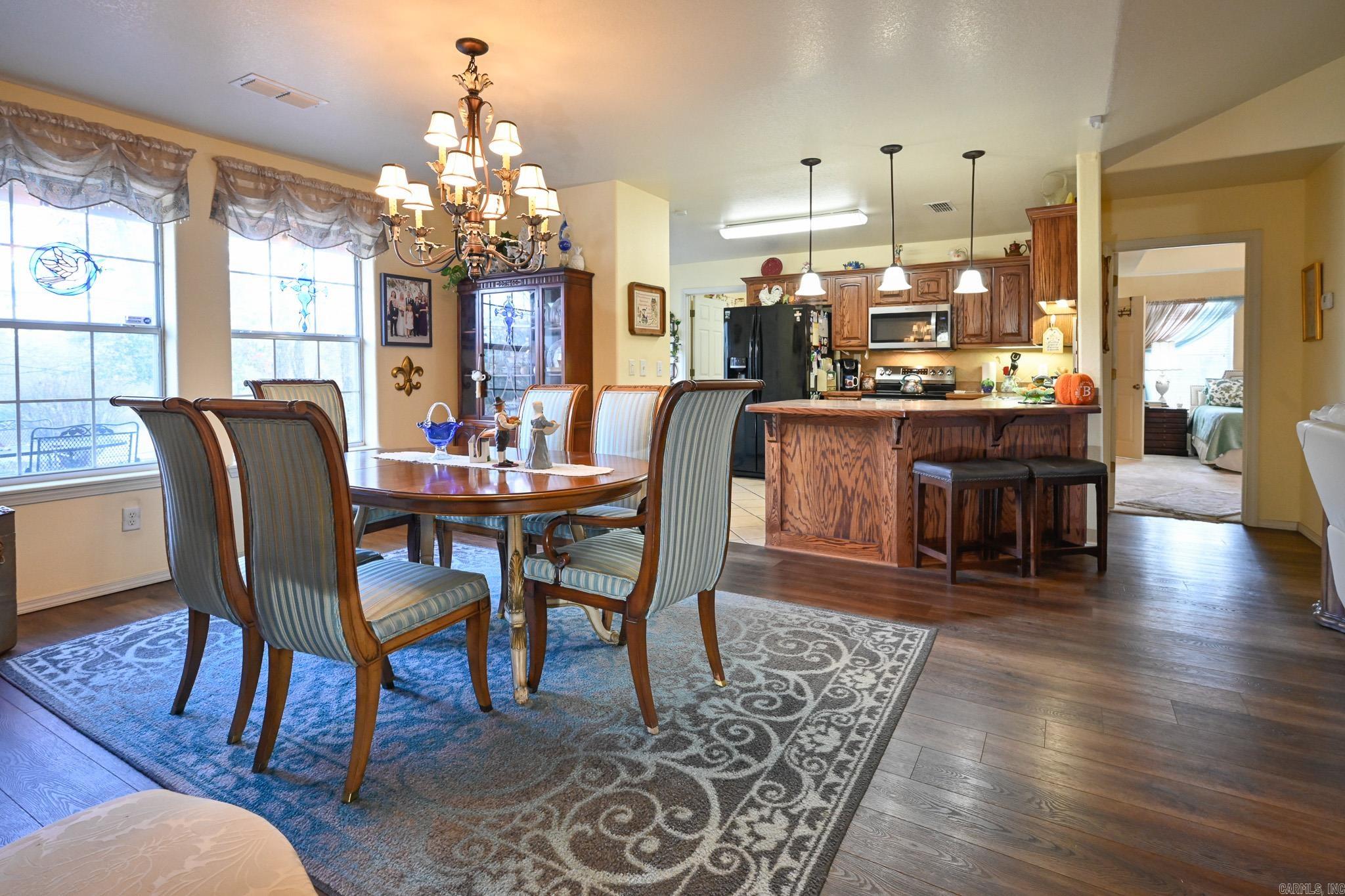 VALLEY RANCH - Residential