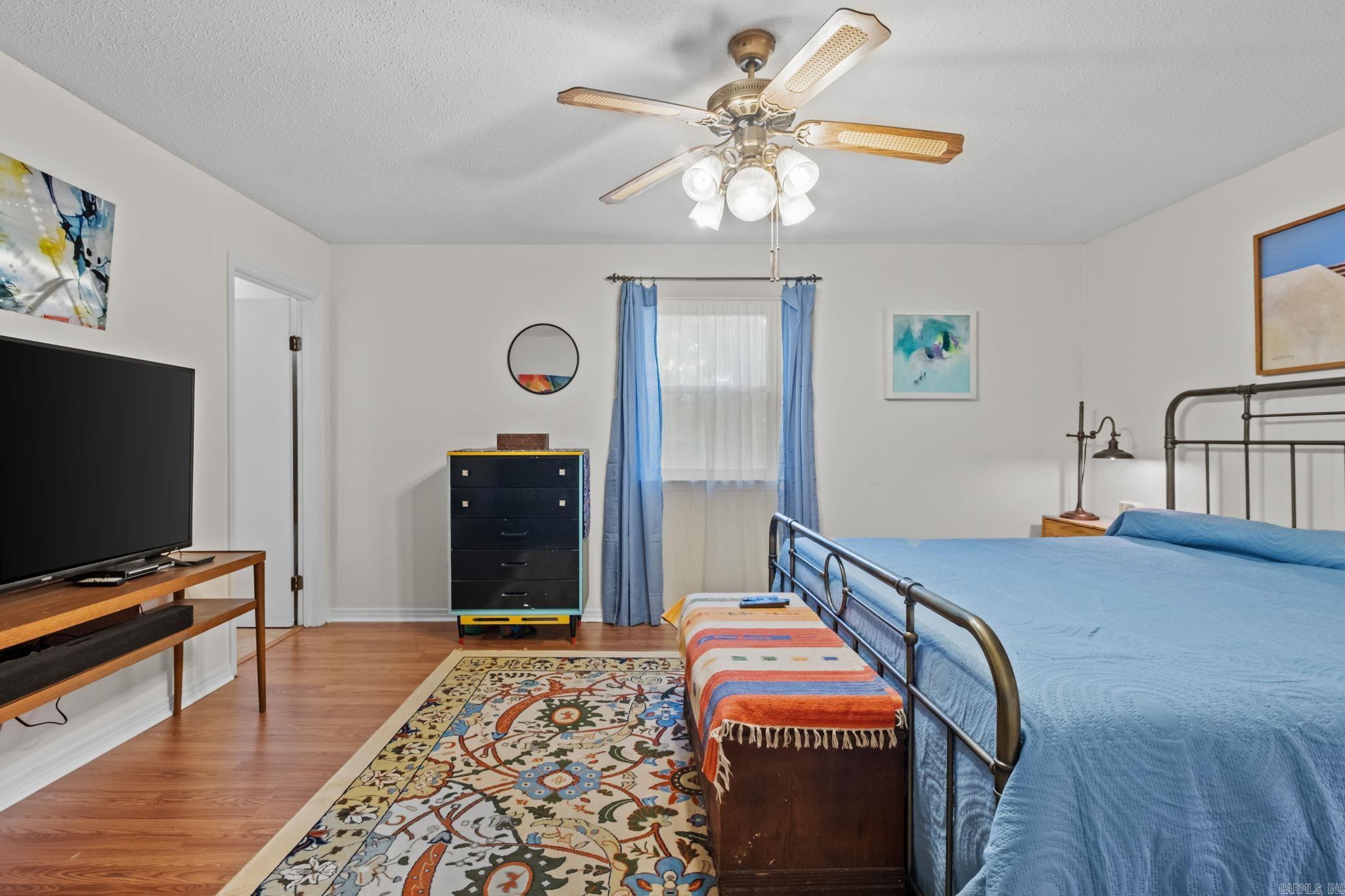 GREEN HILLS - Residential