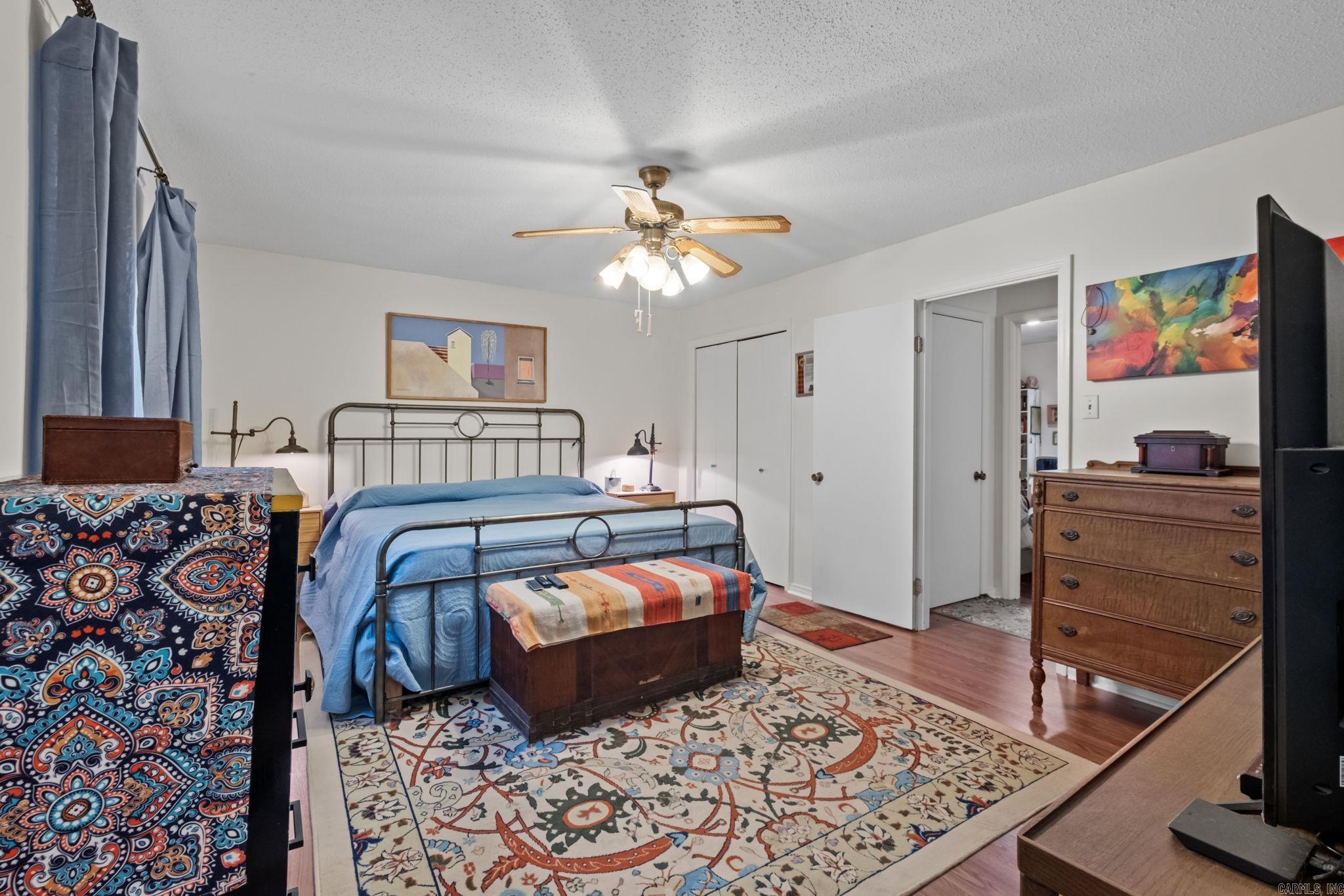 GREEN HILLS - Residential