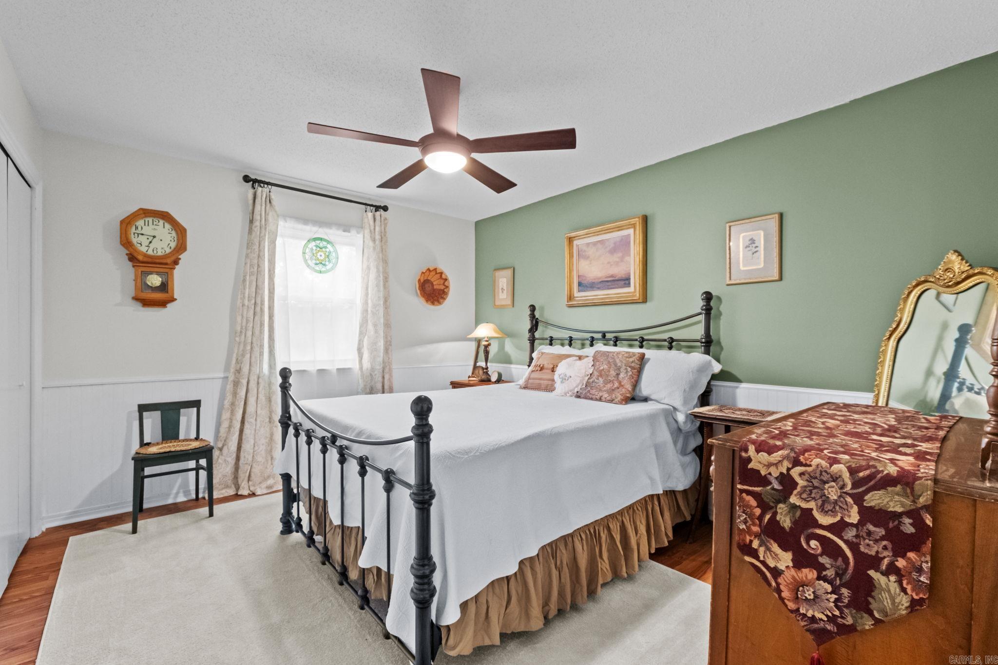 GREEN HILLS - Residential