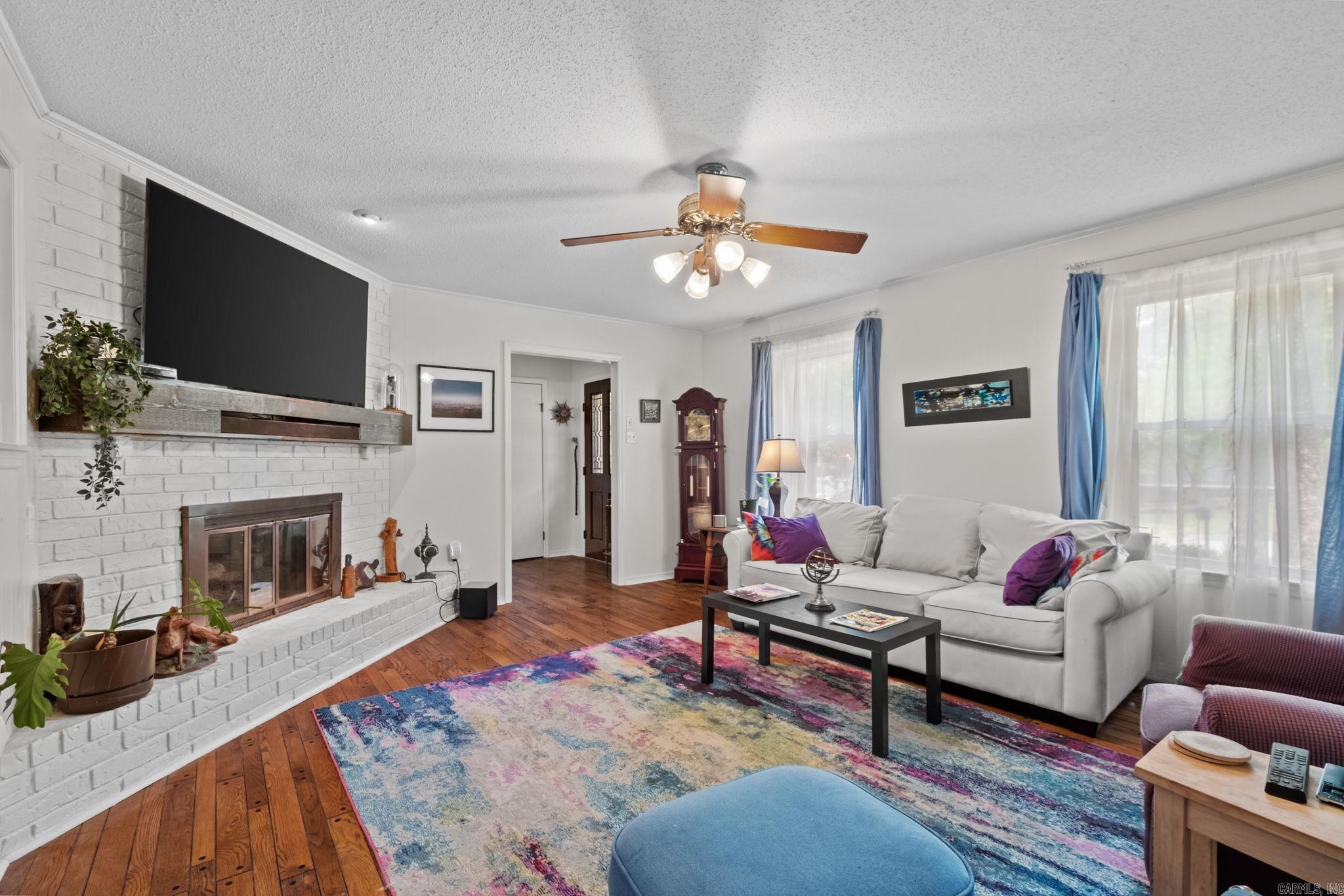 GREEN HILLS - Residential