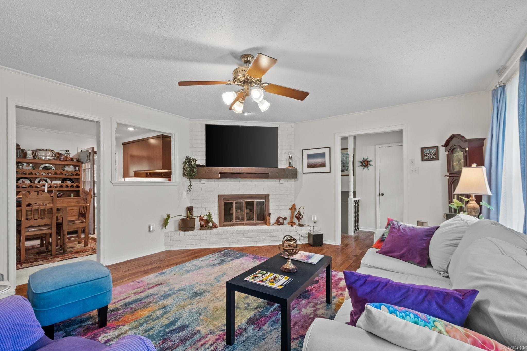 GREEN HILLS - Residential