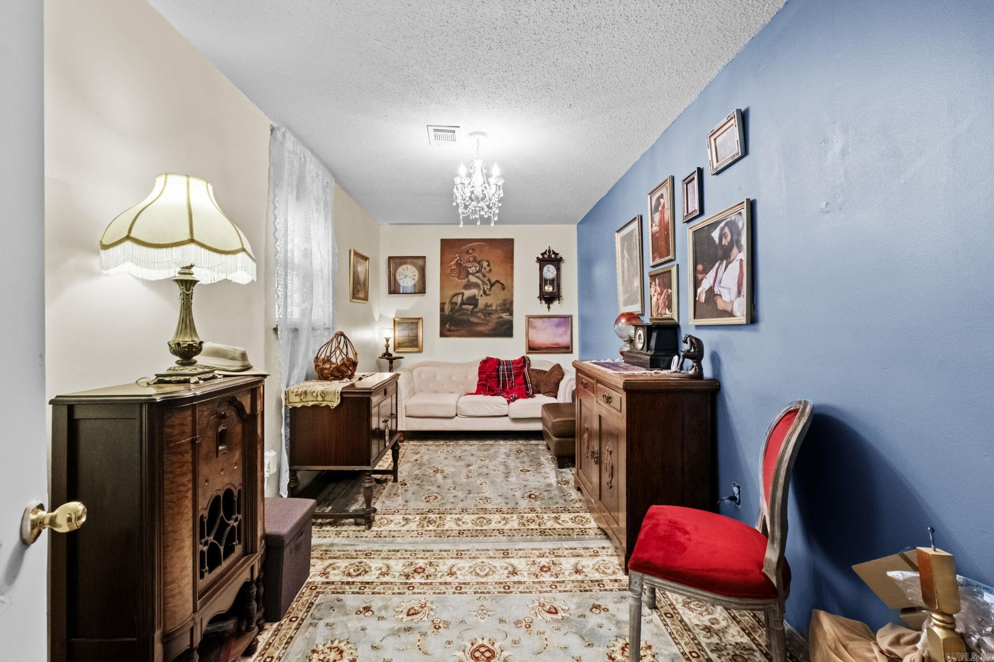 GREEN HILLS - Residential