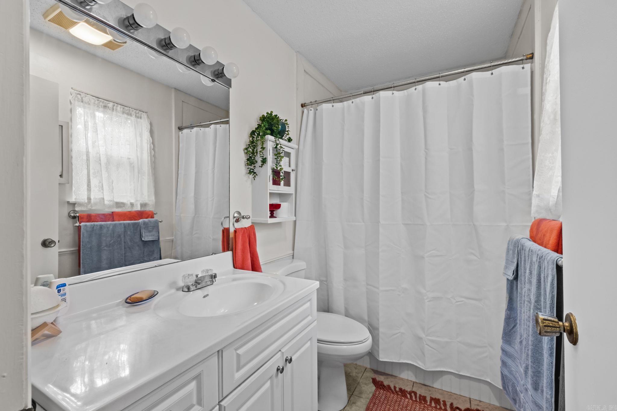 GREEN HILLS - Residential