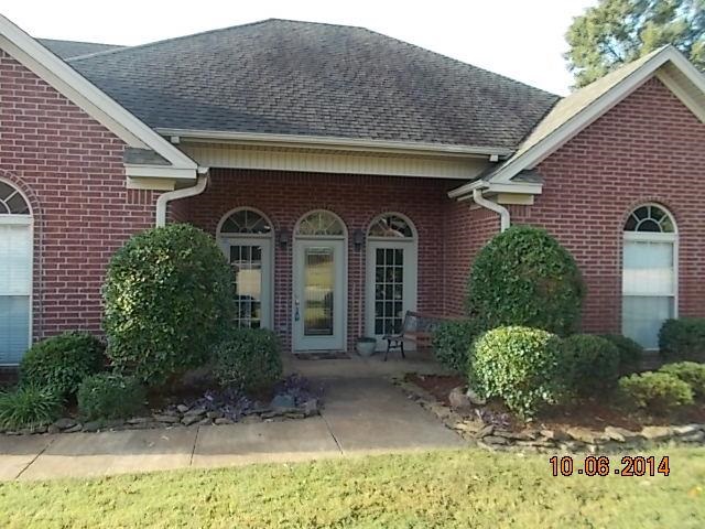 LONGHILLS VILLAGE - Residential