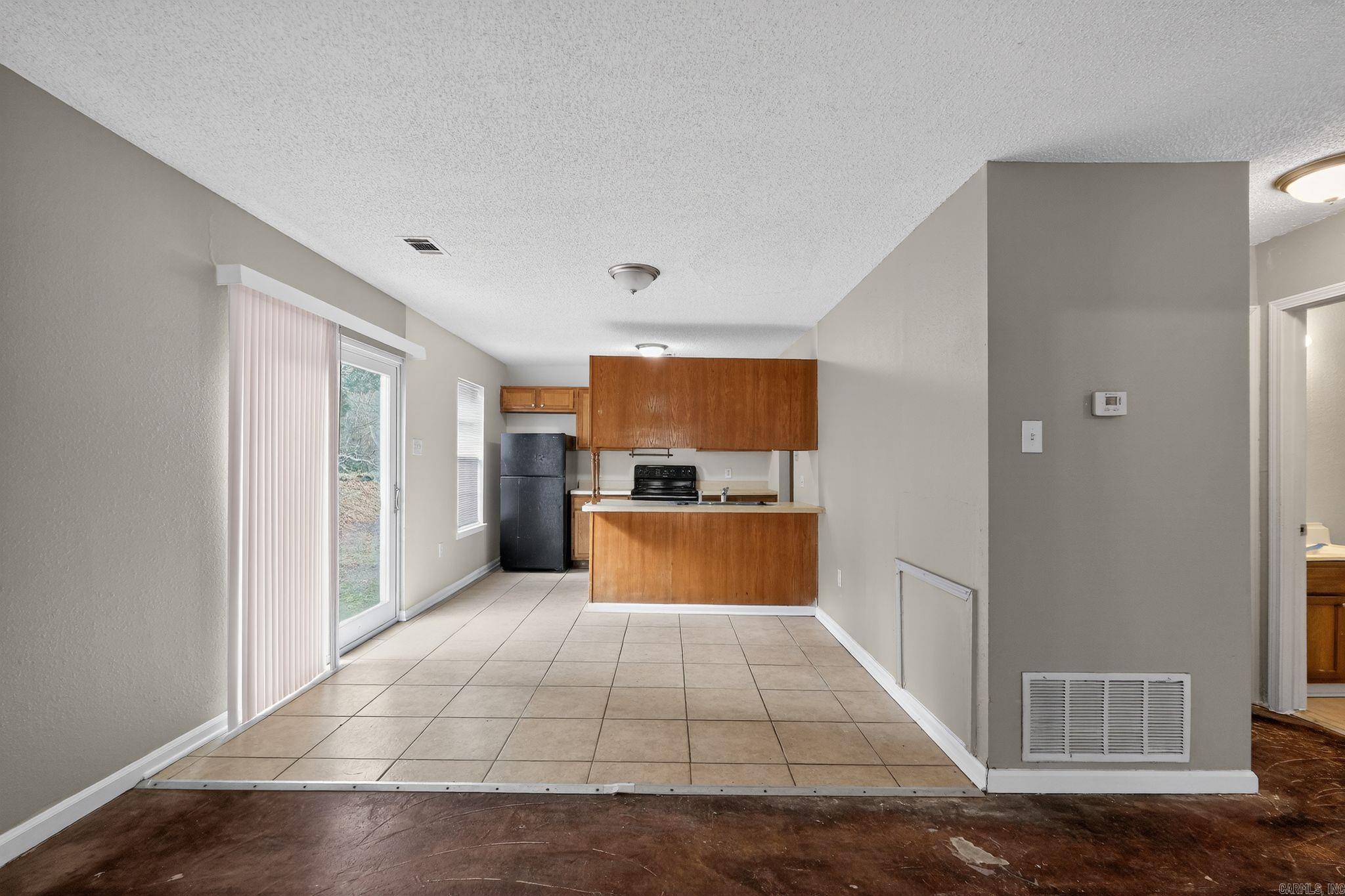 BARROW JOHN - Residential