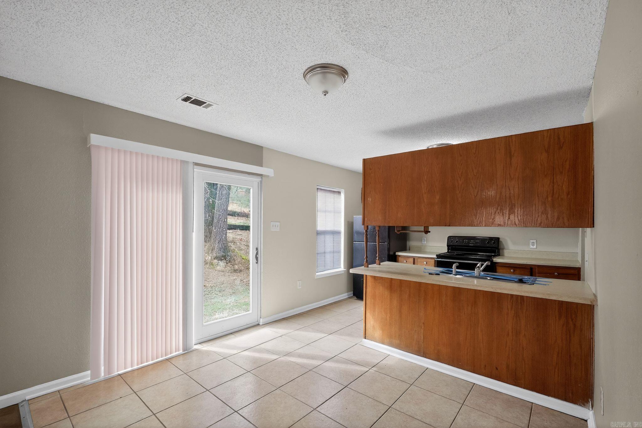 BARROW JOHN - Residential