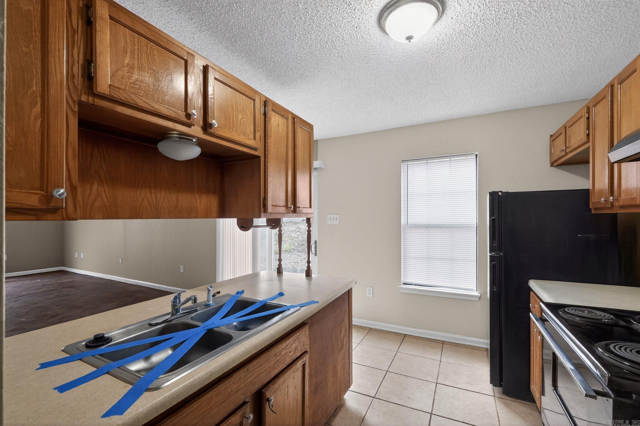 BARROW JOHN - Residential