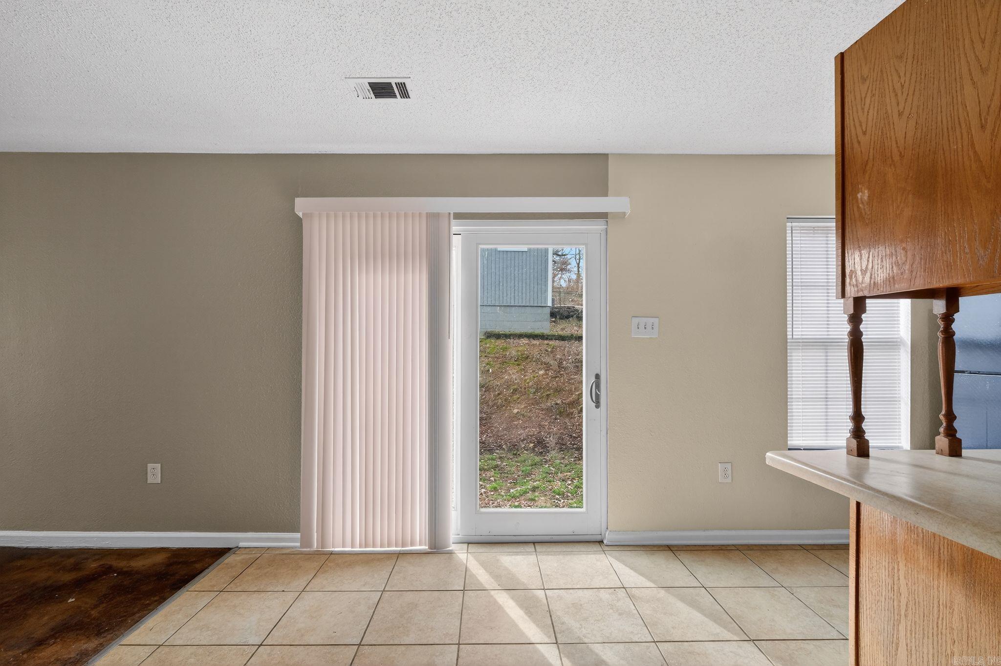 BARROW JOHN - Residential