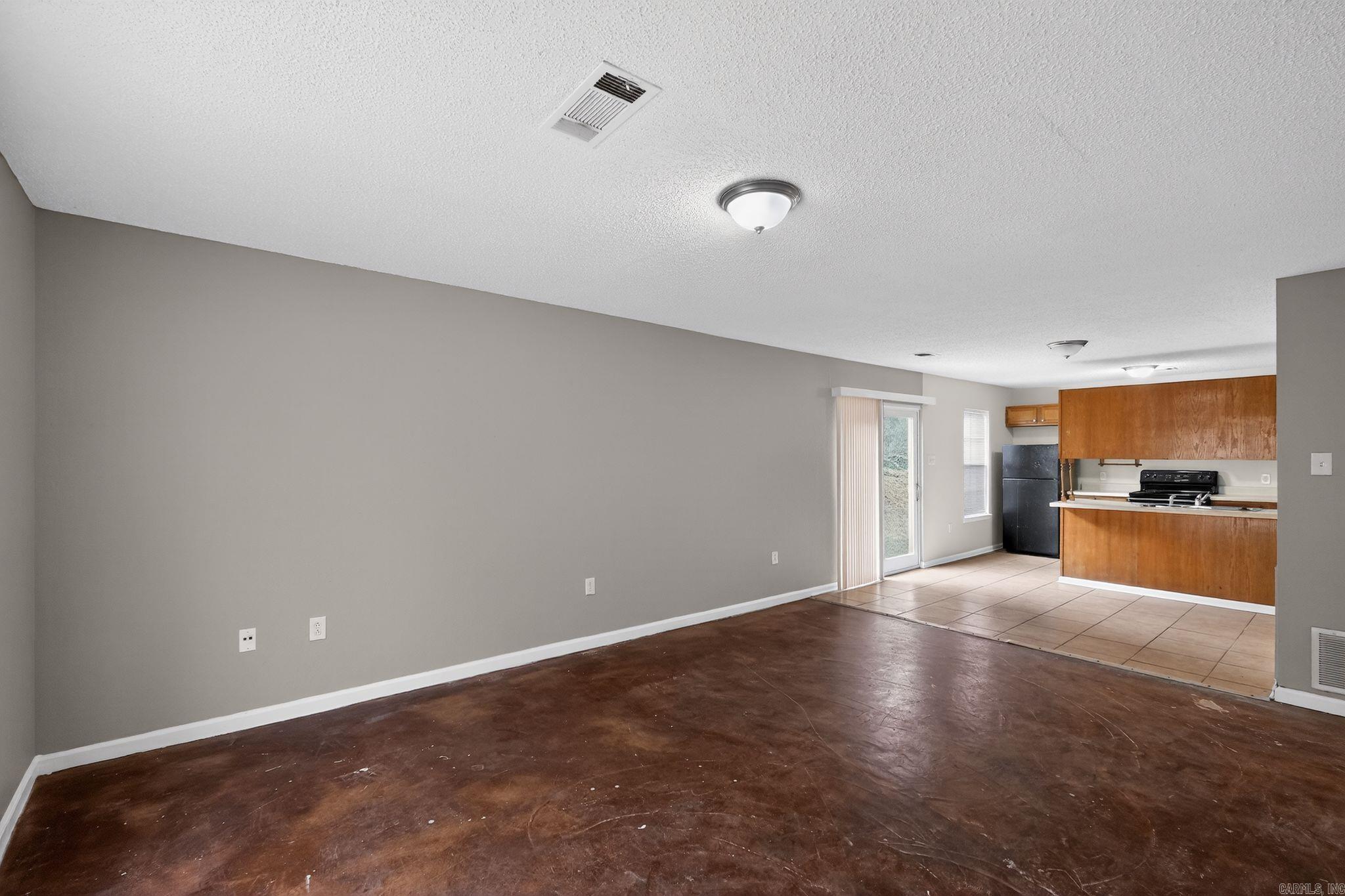 BARROW JOHN - Residential