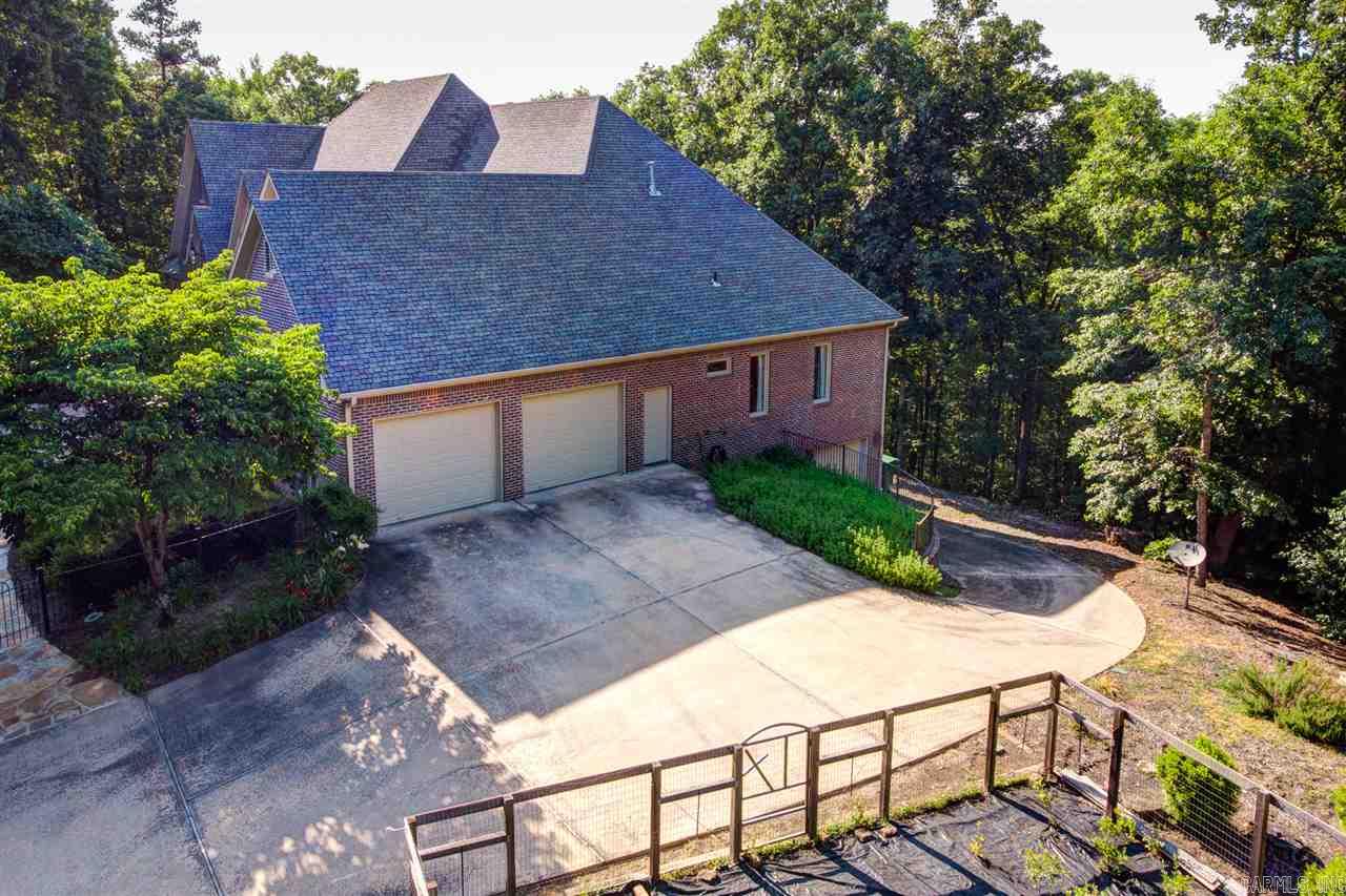 CHENAL DOWNS - Residential