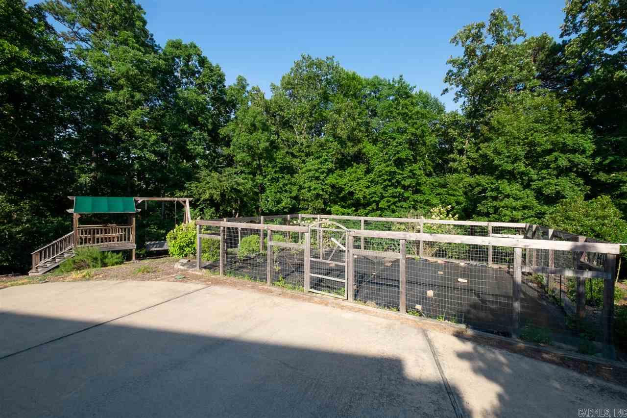 CHENAL DOWNS - Residential