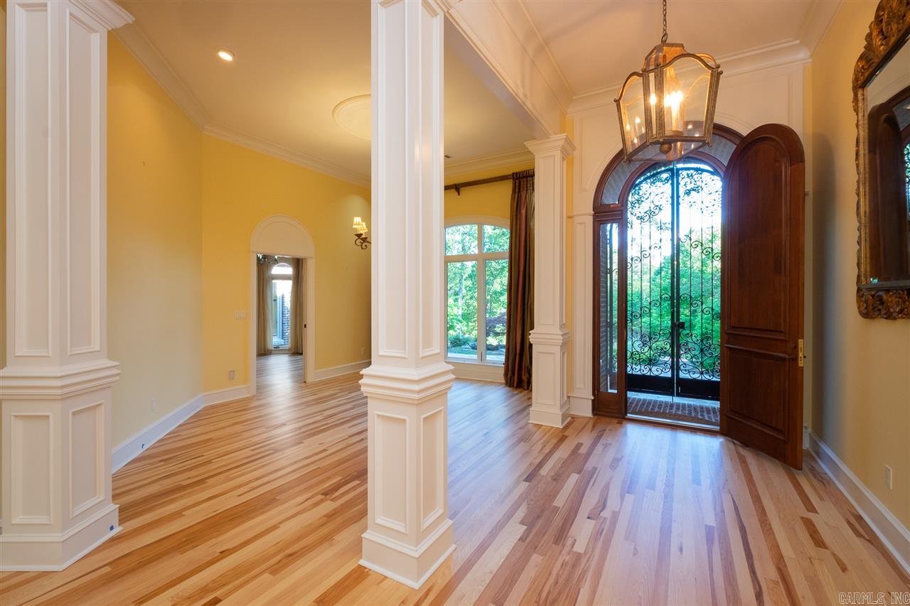 CHENAL DOWNS - Residential