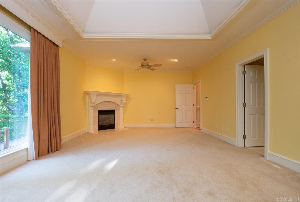 CHENAL DOWNS - Residential