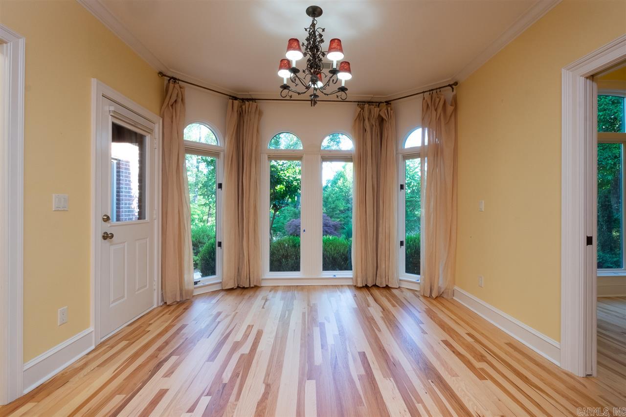 CHENAL DOWNS - Residential