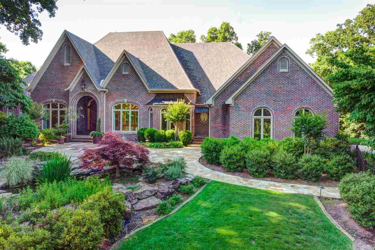 CHENAL DOWNS - Residential