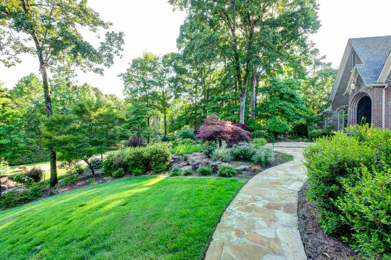 CHENAL DOWNS - Residential