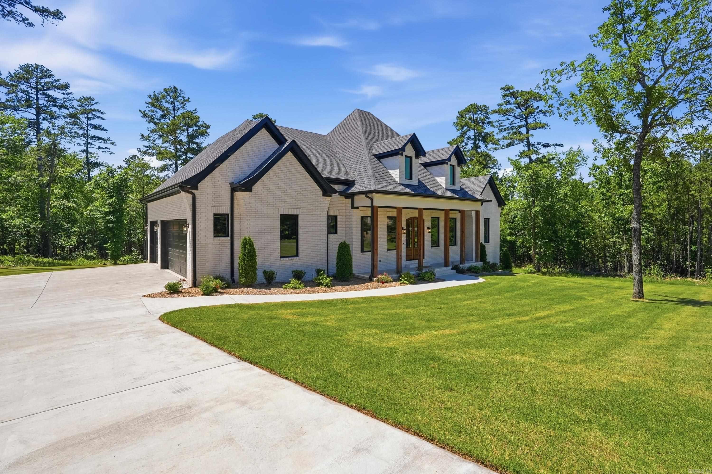 WATERVIEW ESTATES - Residential