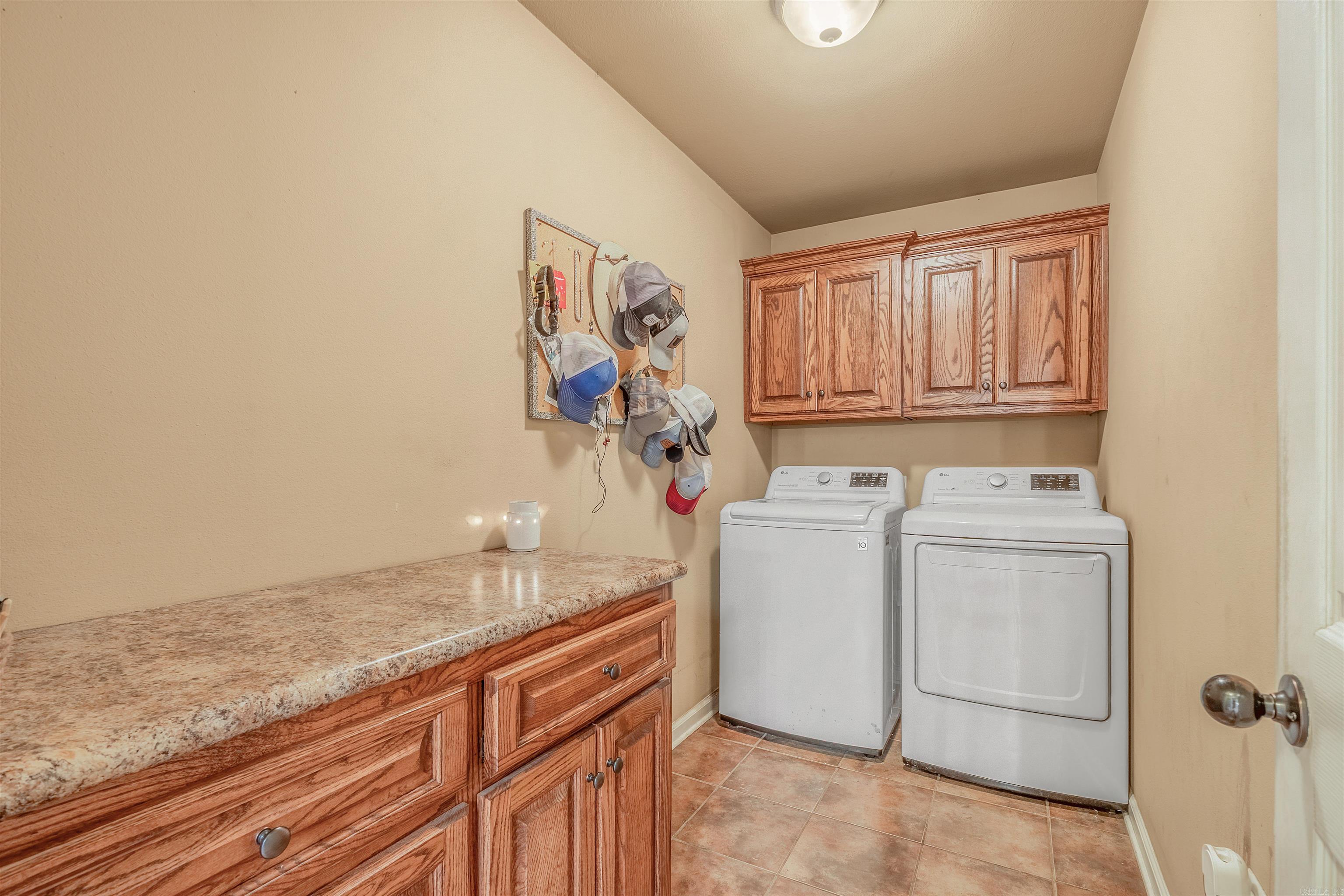 CALDWELL FARMS - Residential