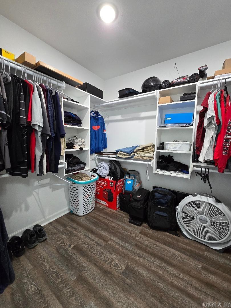 RIVERWOODS ESTATES PHASE TWO - Residential