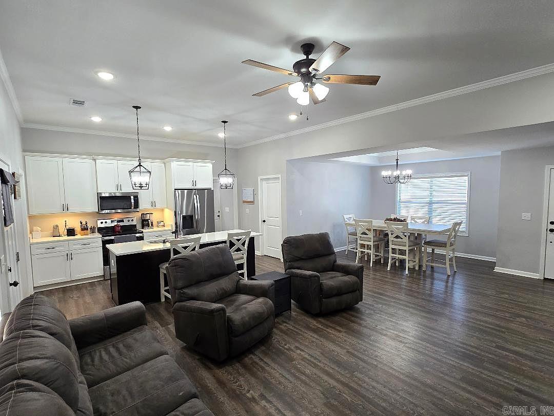 RIVERWOODS ESTATES PHASE TWO - Residential