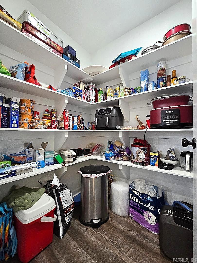 RIVERWOODS ESTATES PHASE TWO - Residential