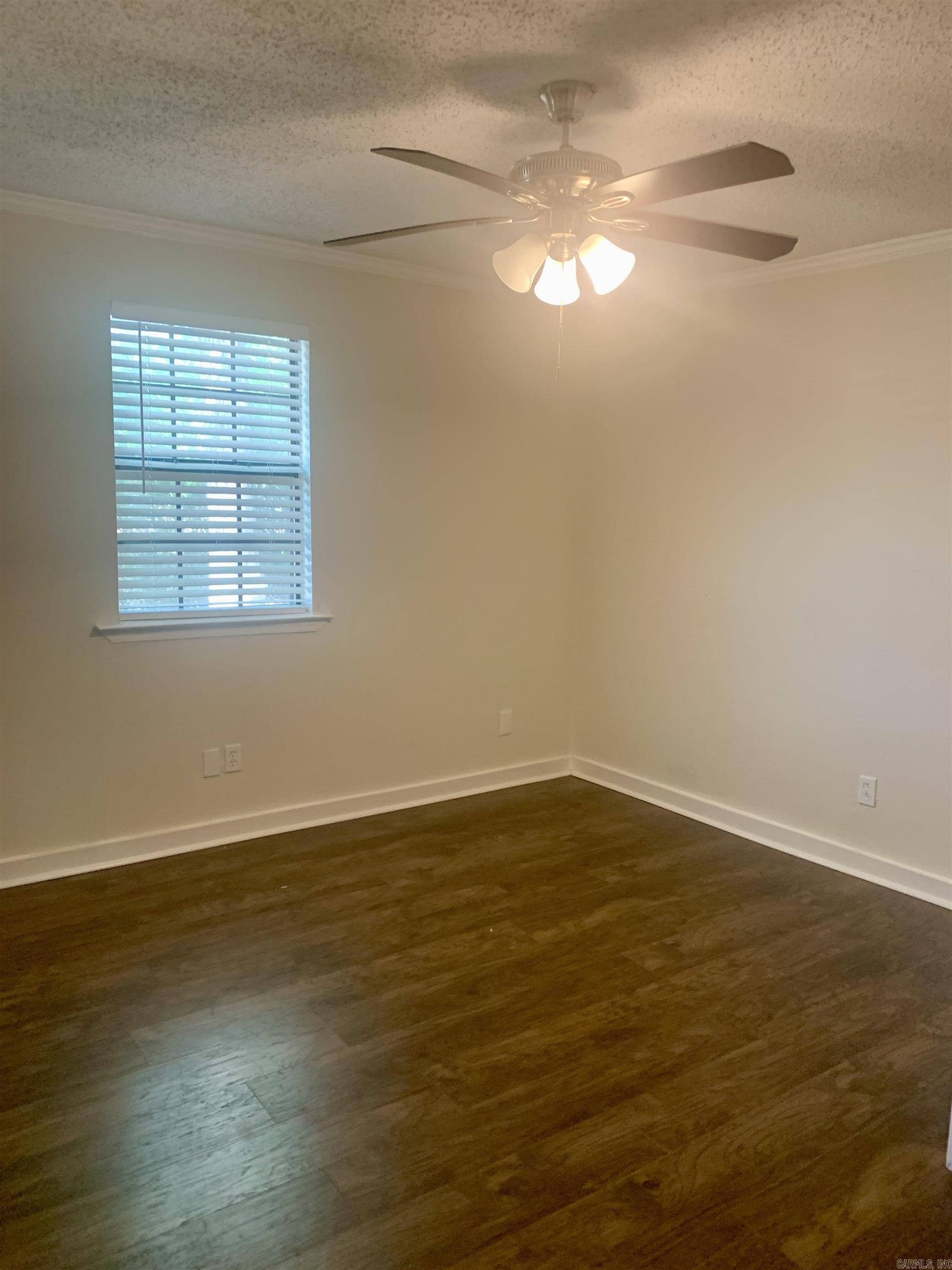 TIFFANY MANOR - Residential