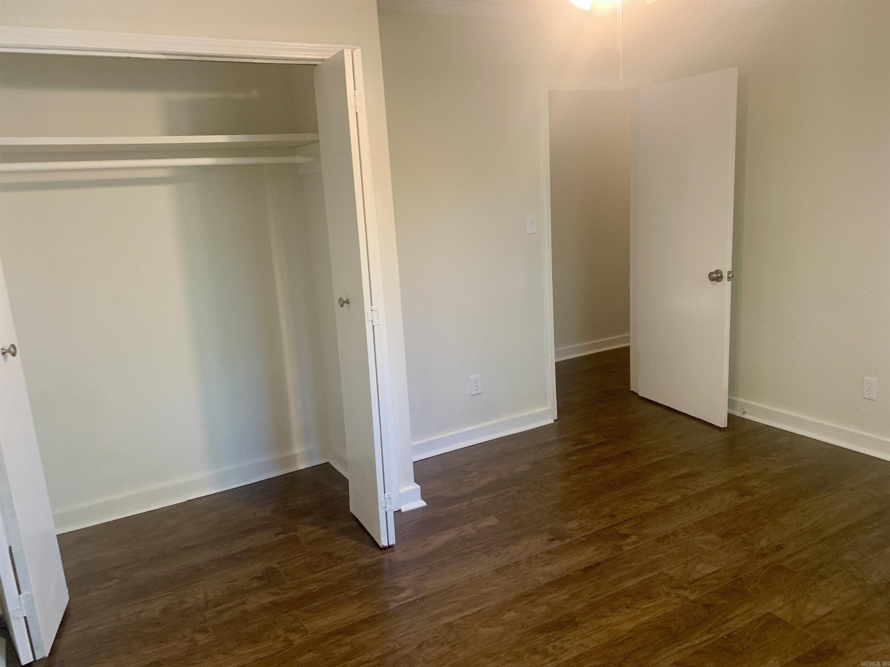 TIFFANY MANOR - Residential