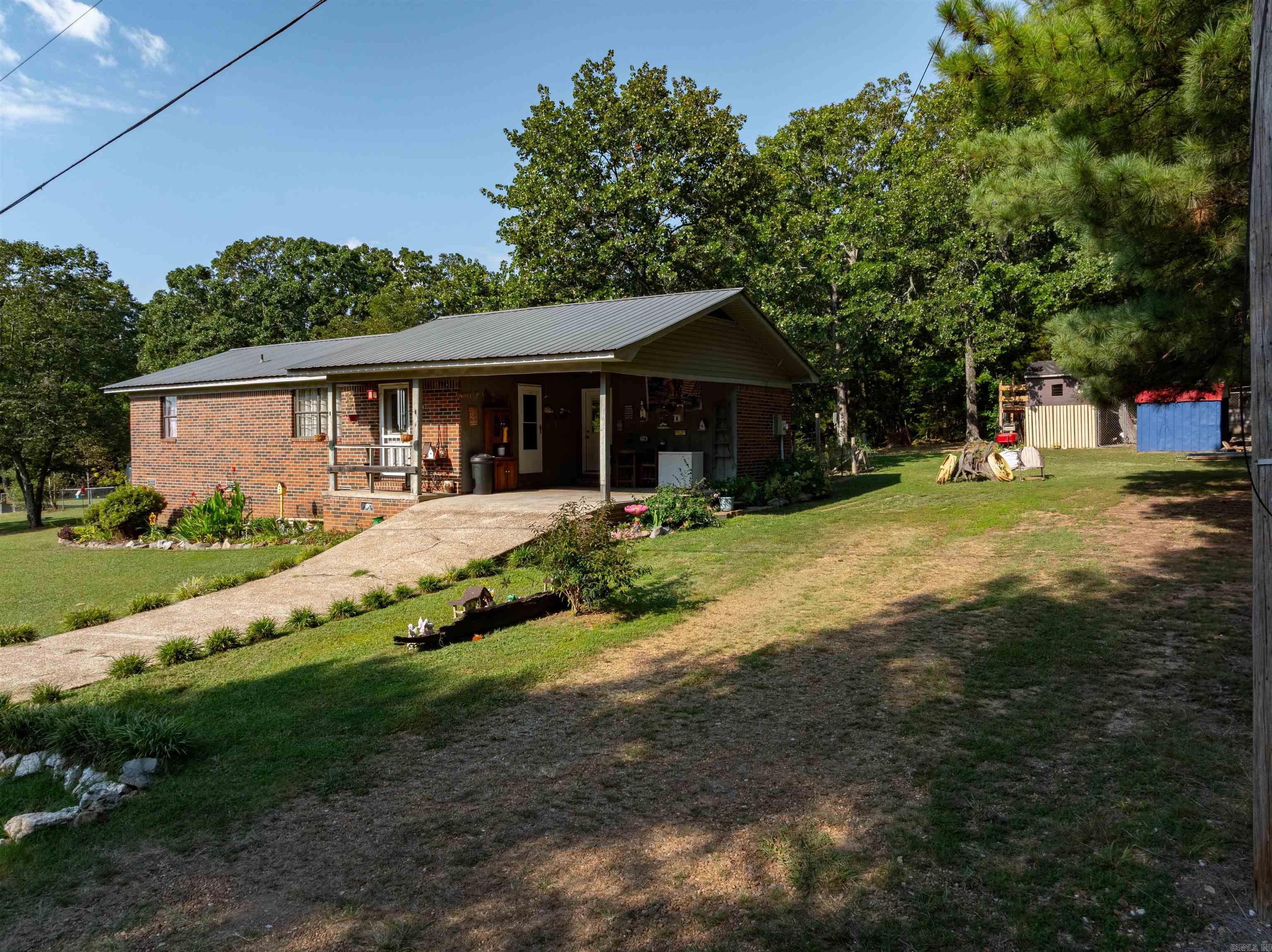 GREEN ACRES - Residential