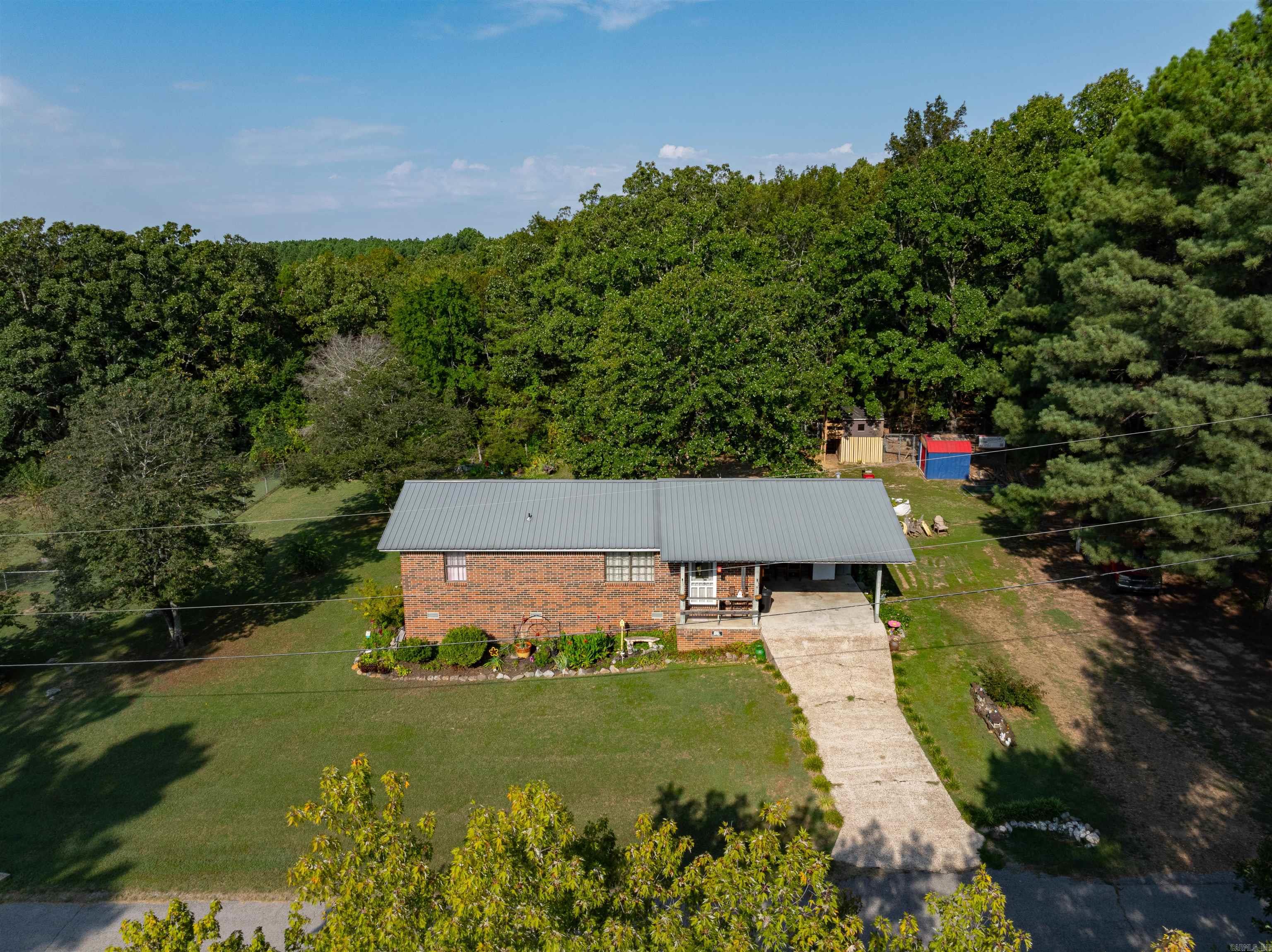 GREEN ACRES - Residential