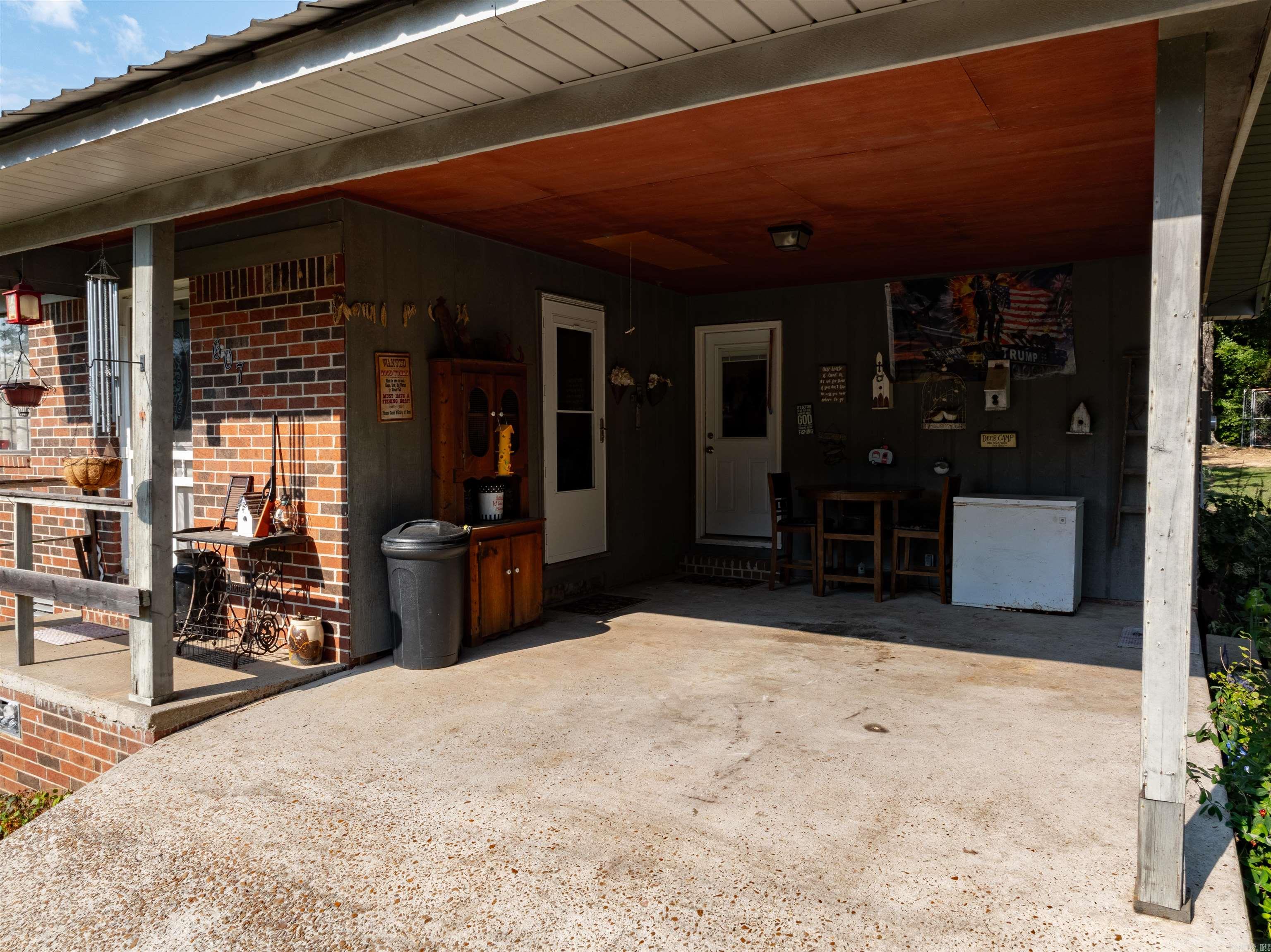 GREEN ACRES - Residential