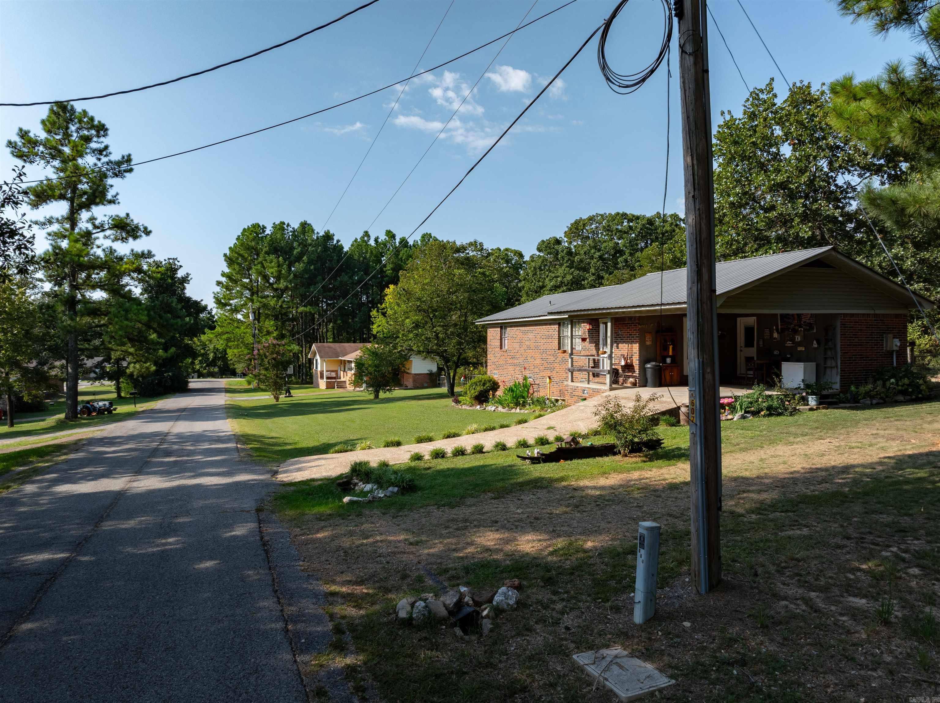 GREEN ACRES - Residential