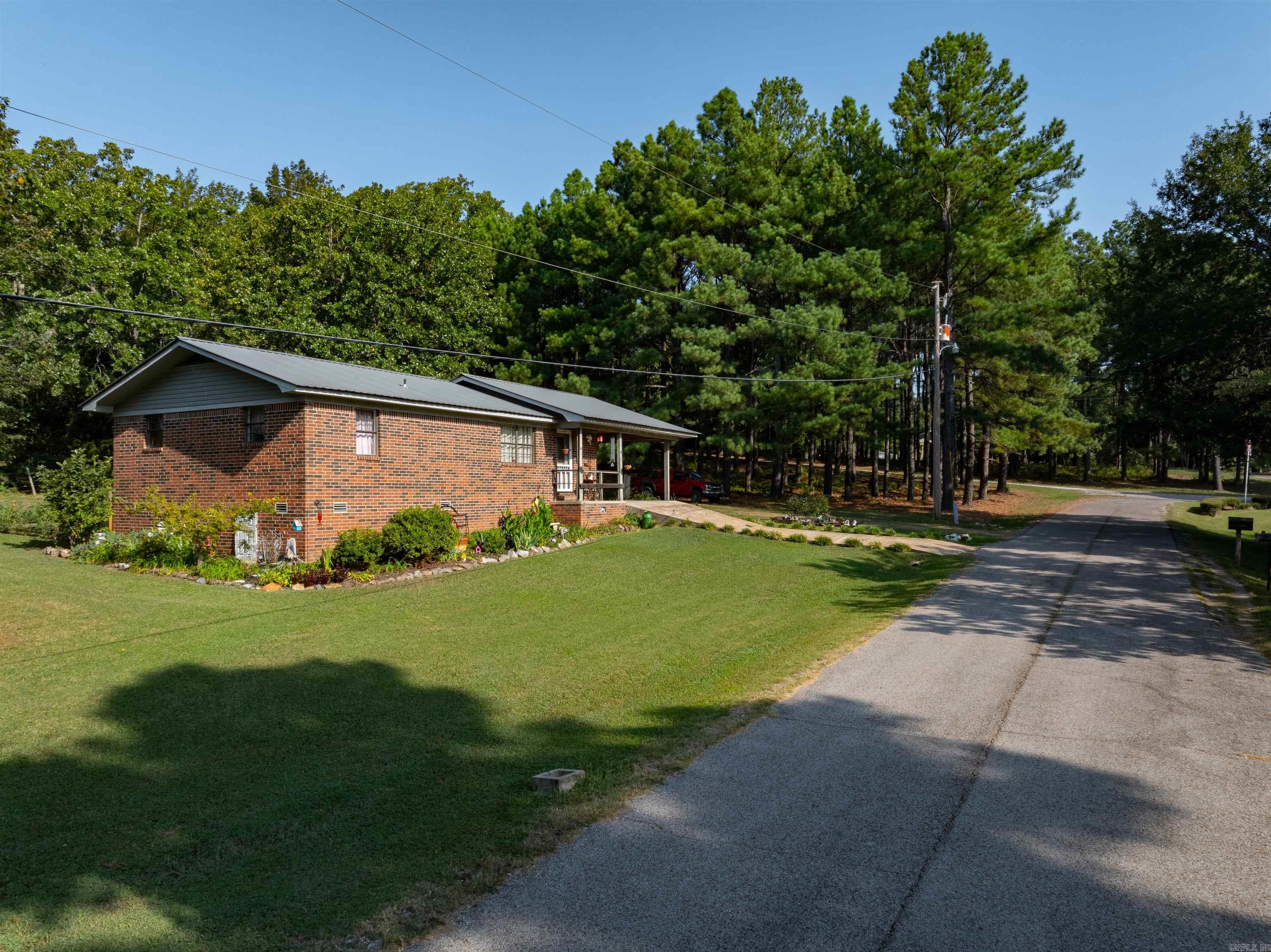 GREEN ACRES - Residential