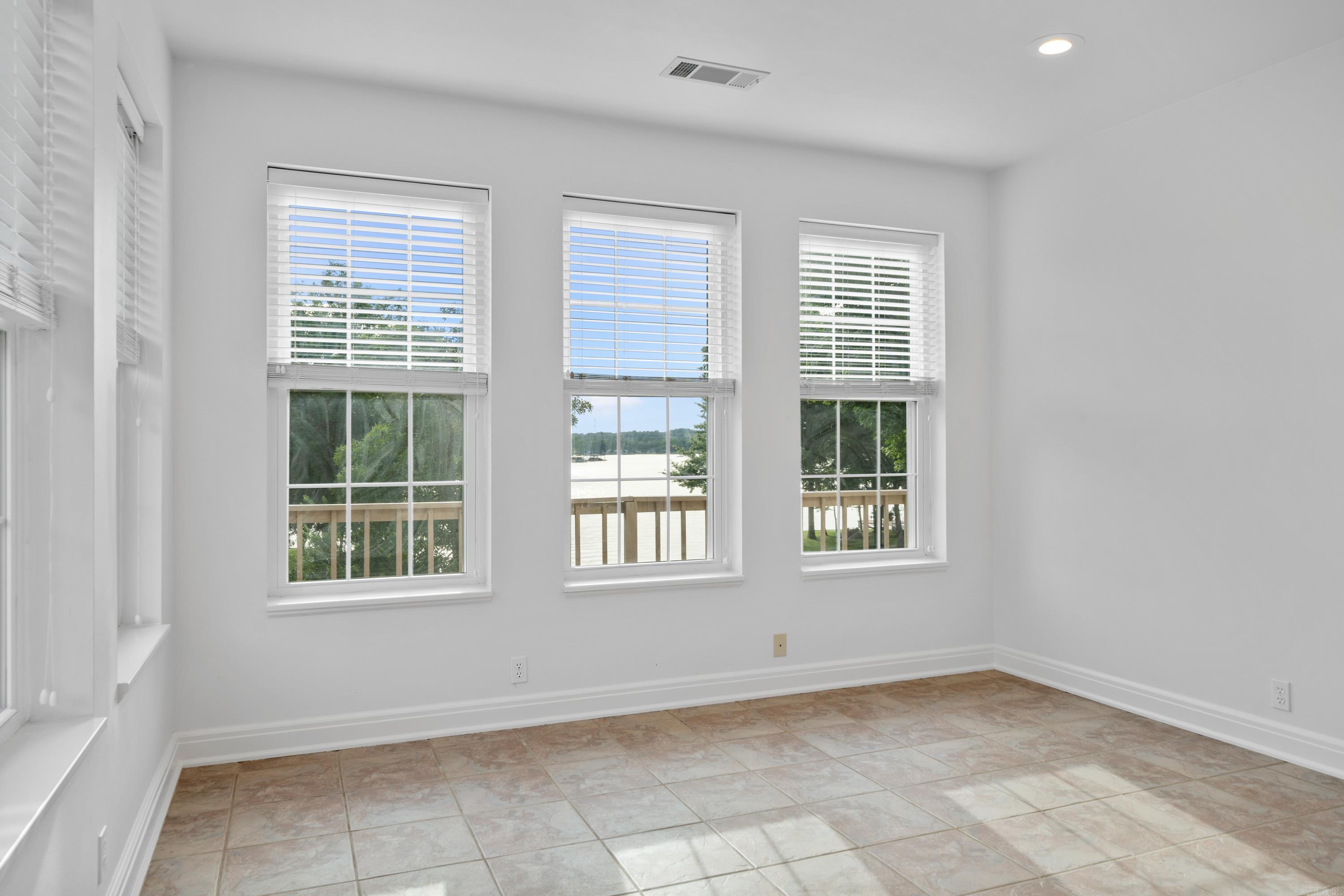 BLUE HERON SHORES II at DRIFTWOO - Residential