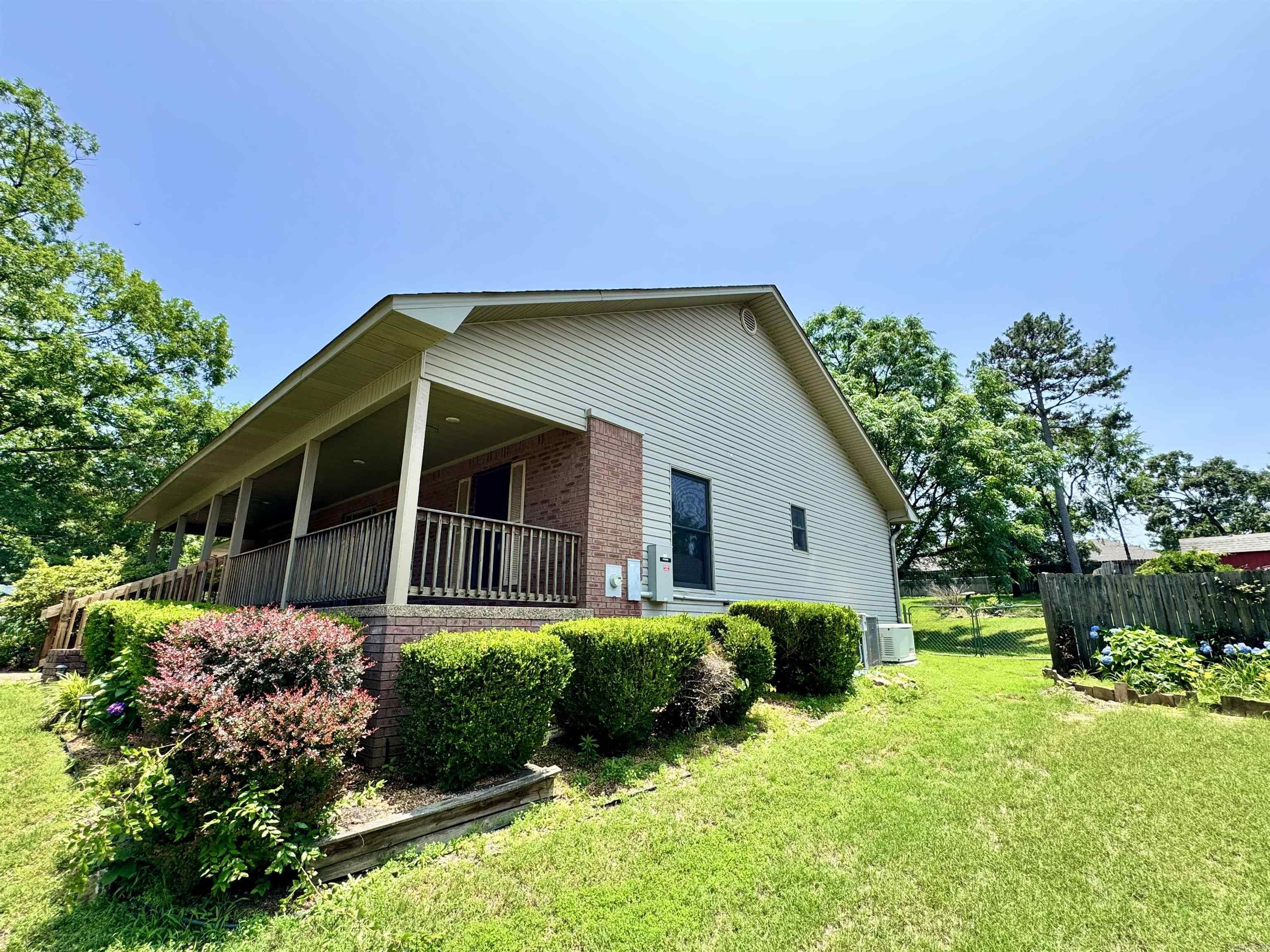 Lake View - Residential
