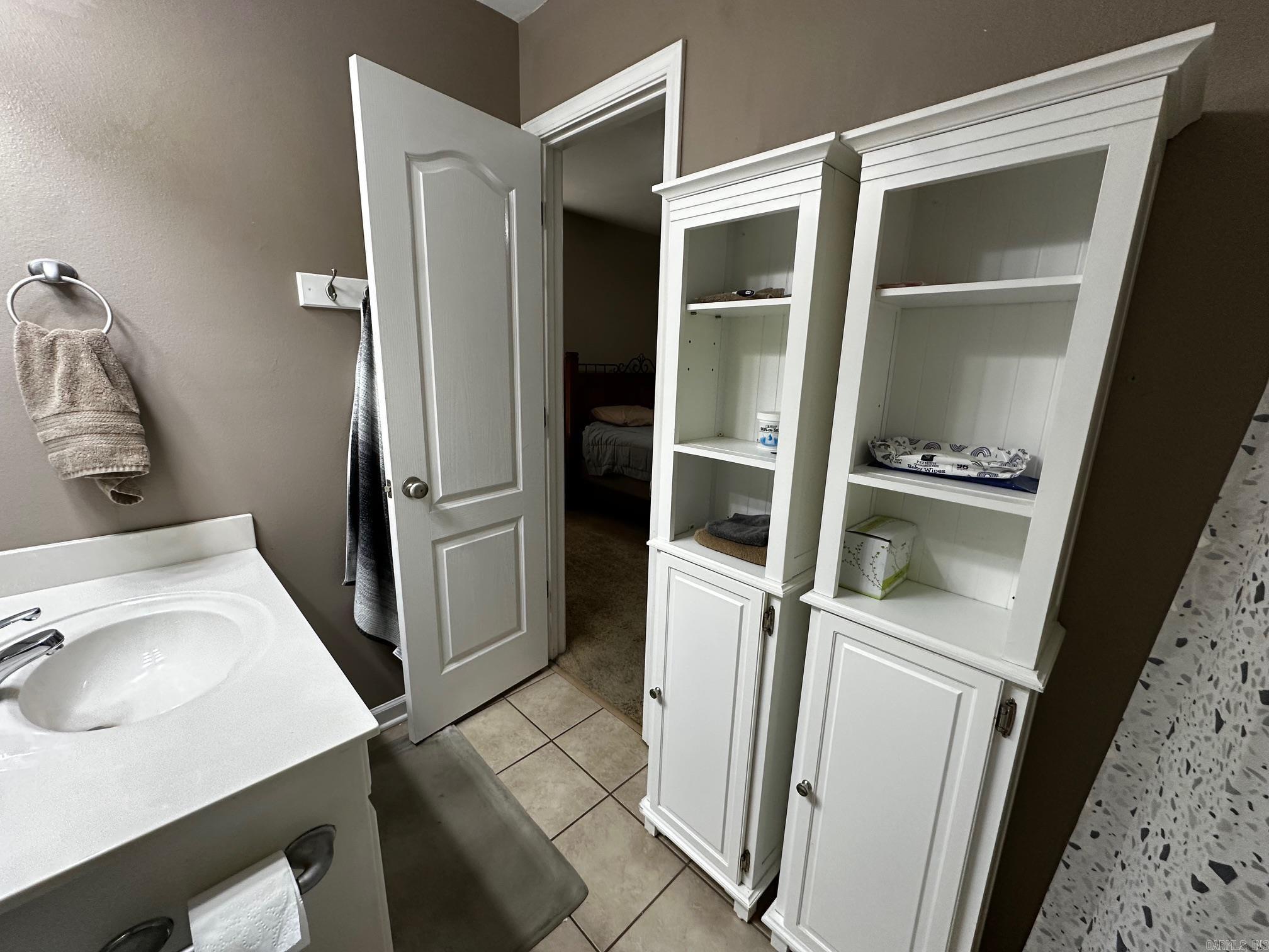 QUAPAW ESTATES - Residential