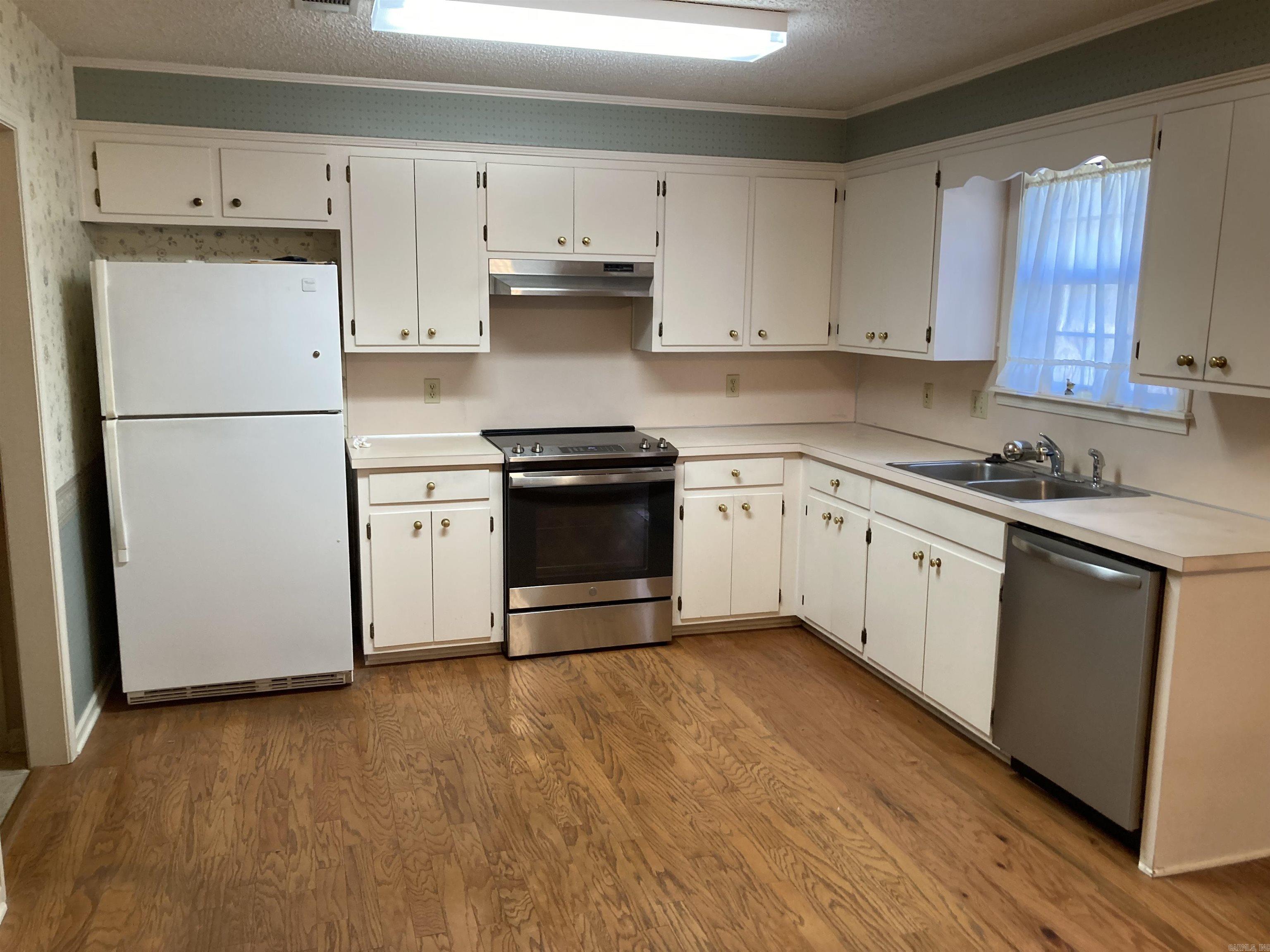 GREEN OAK - Residential